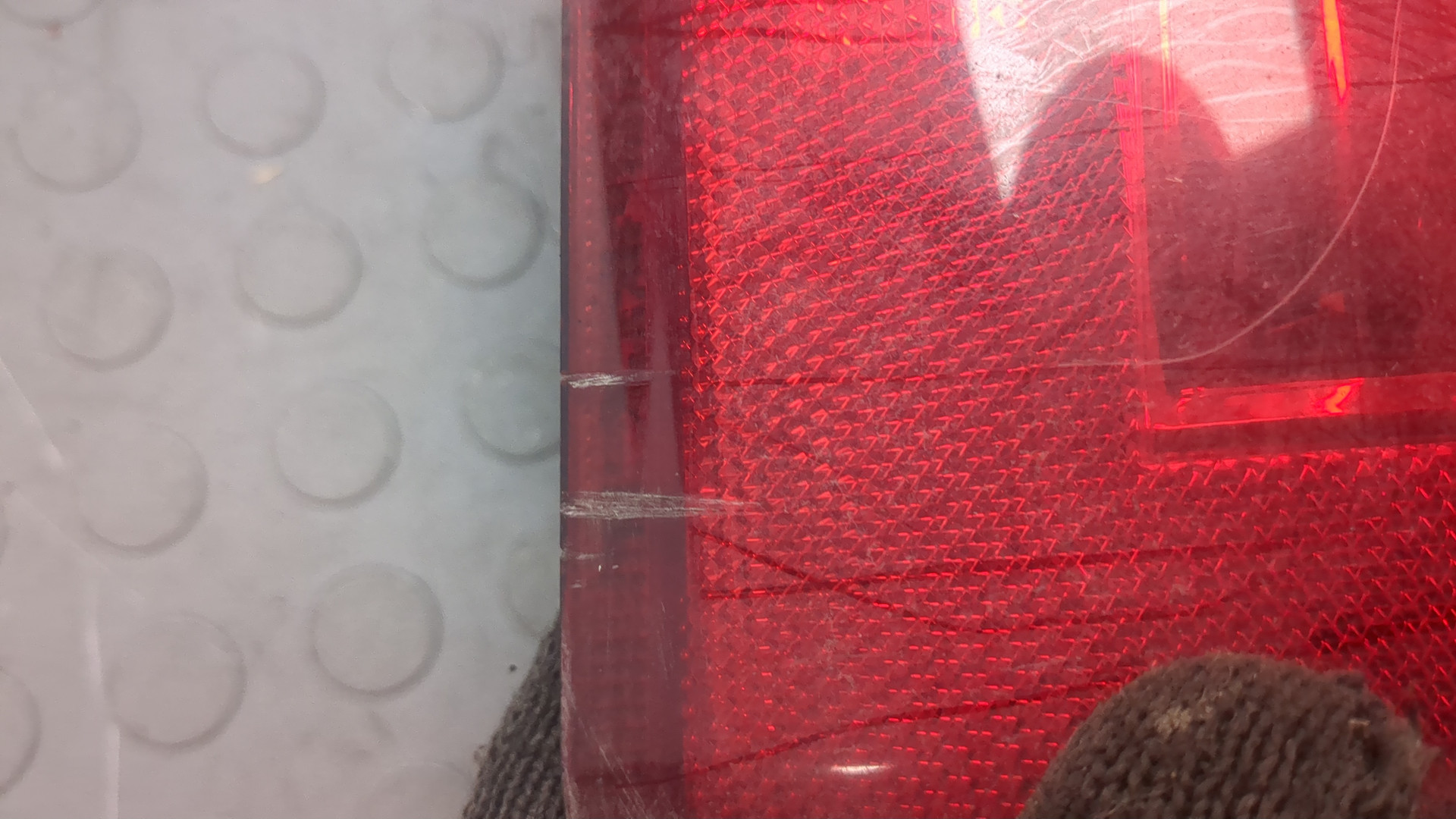 Фонарь задний левый