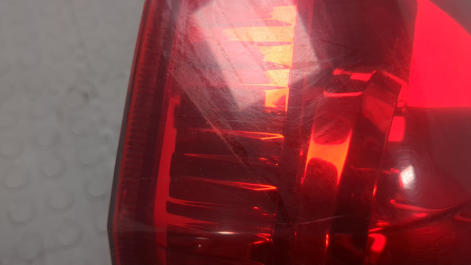 Фонарь задний левый