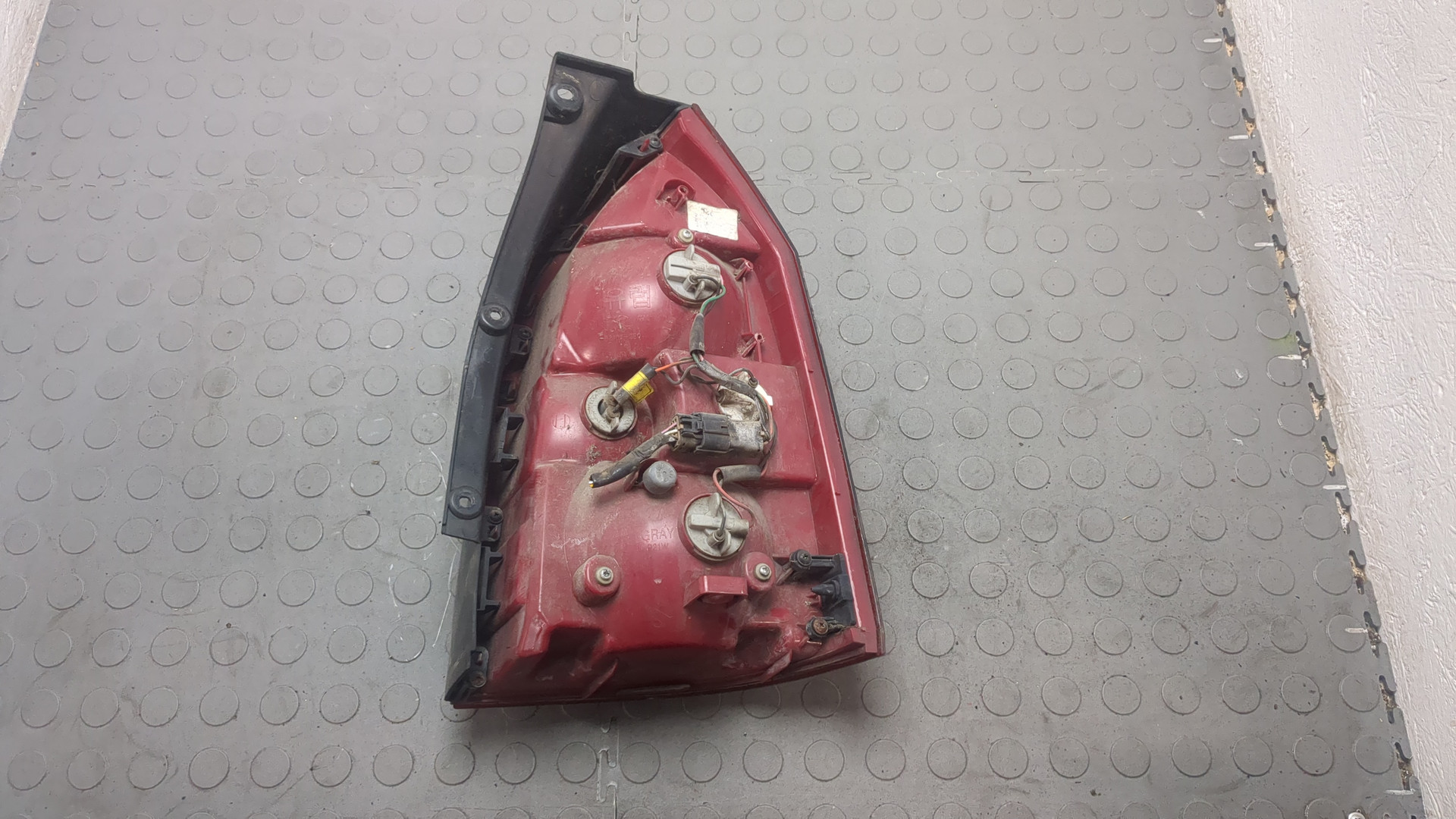 Фонарь задний левый