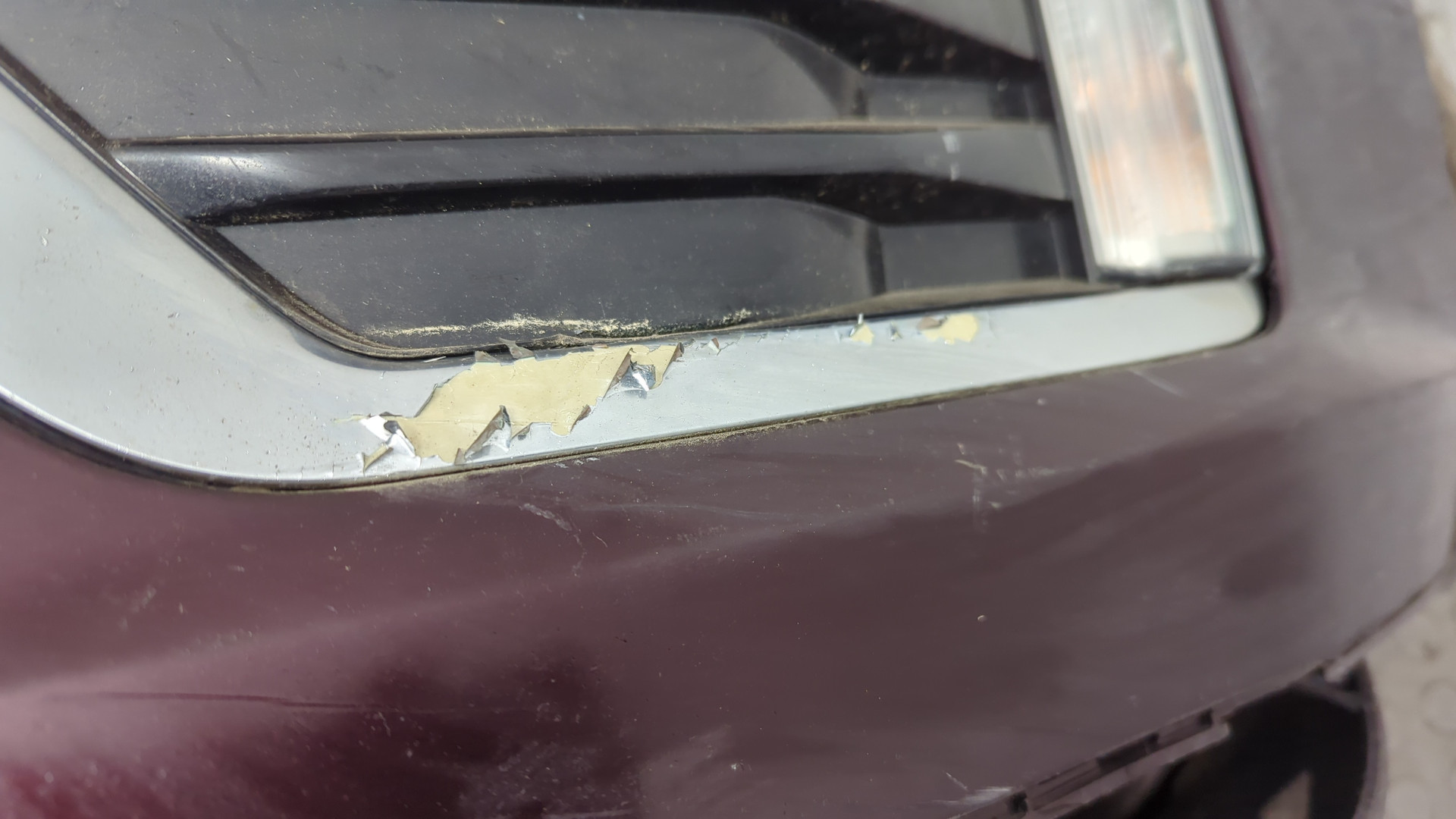 Бампер передний