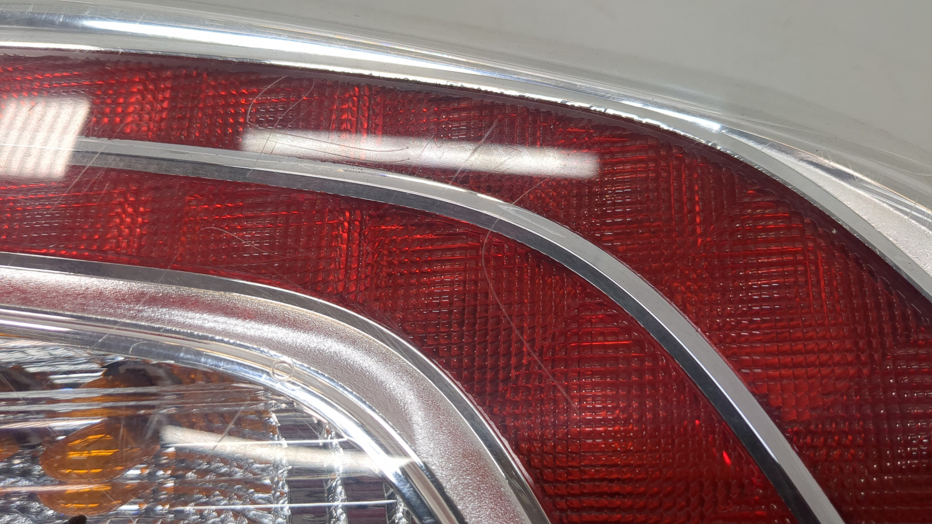 Фонарь задний левый