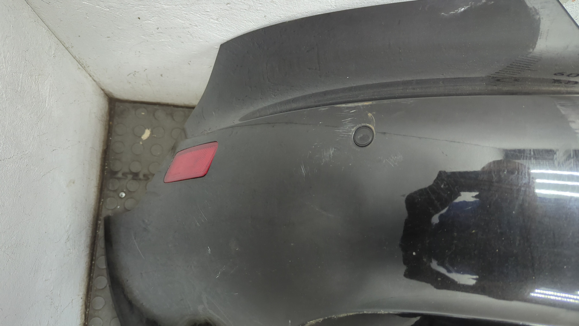 Бампер задний