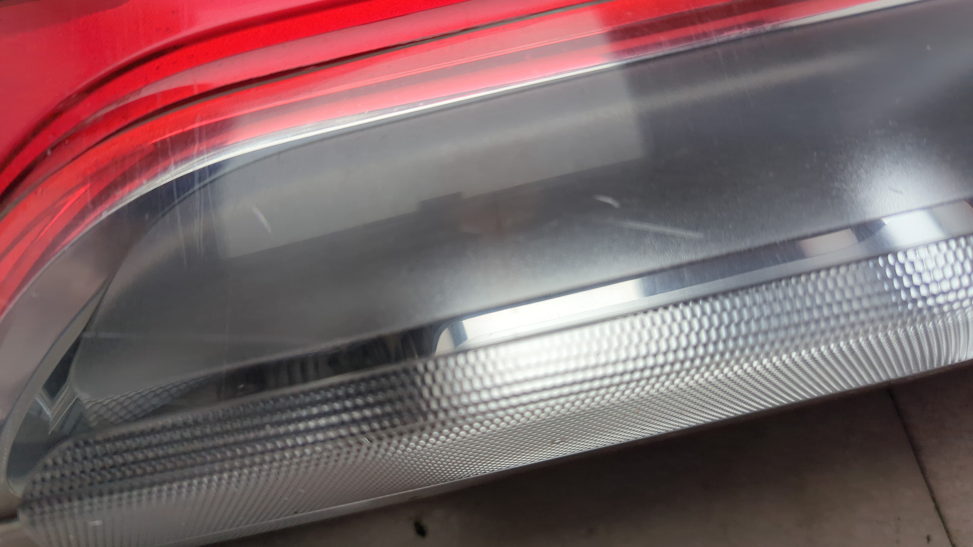 Фонарь задний левый