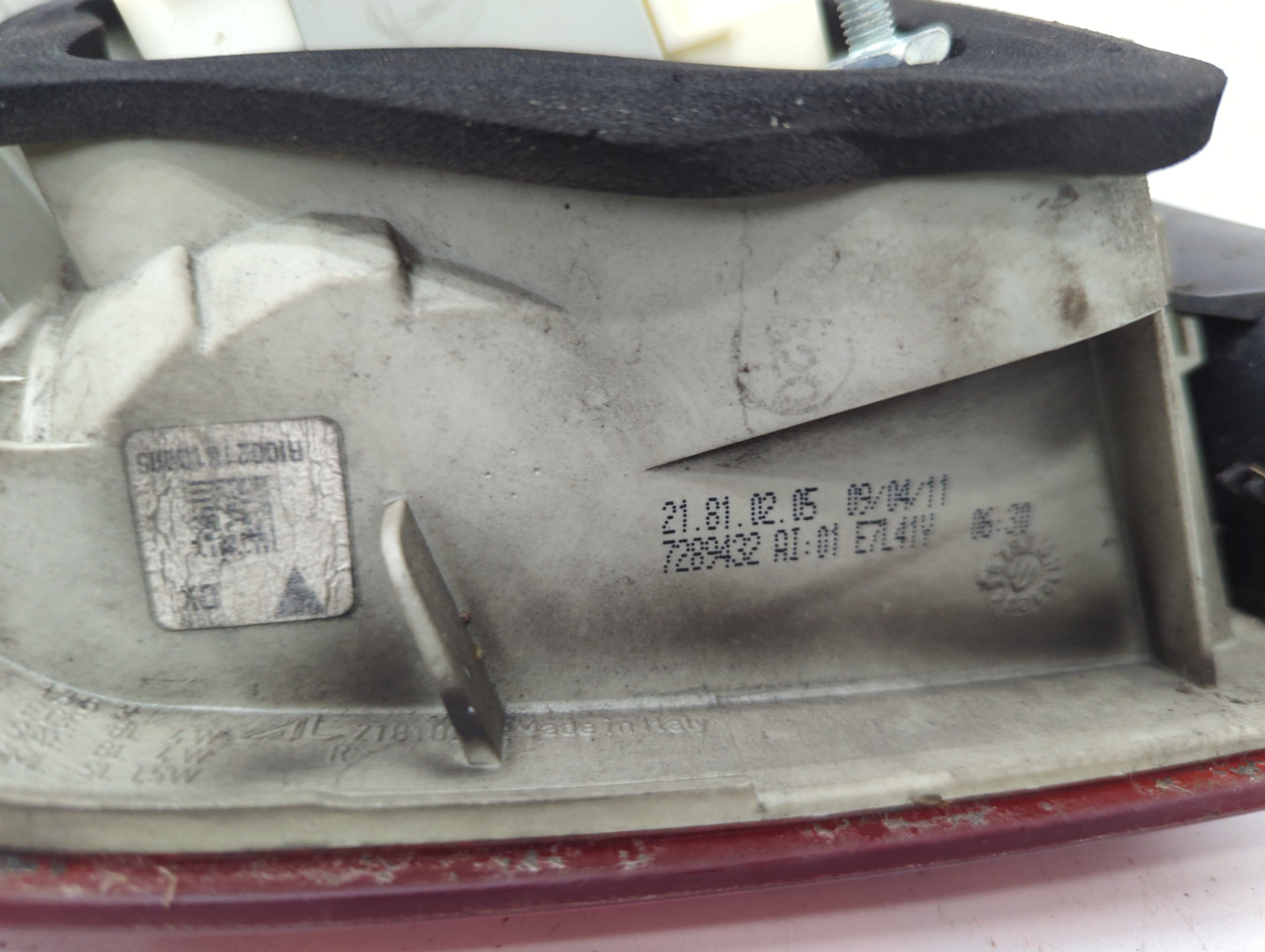 Фонарь задний правый