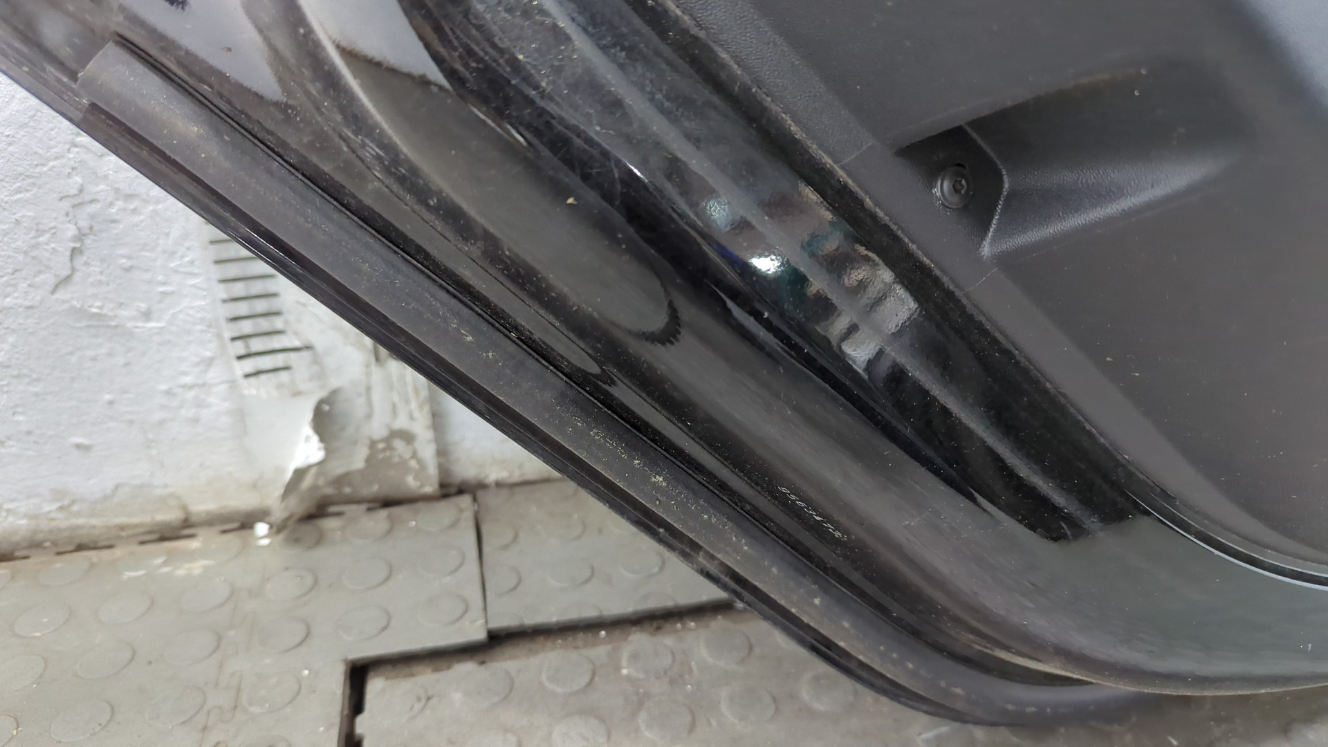 Дверь задняя правая