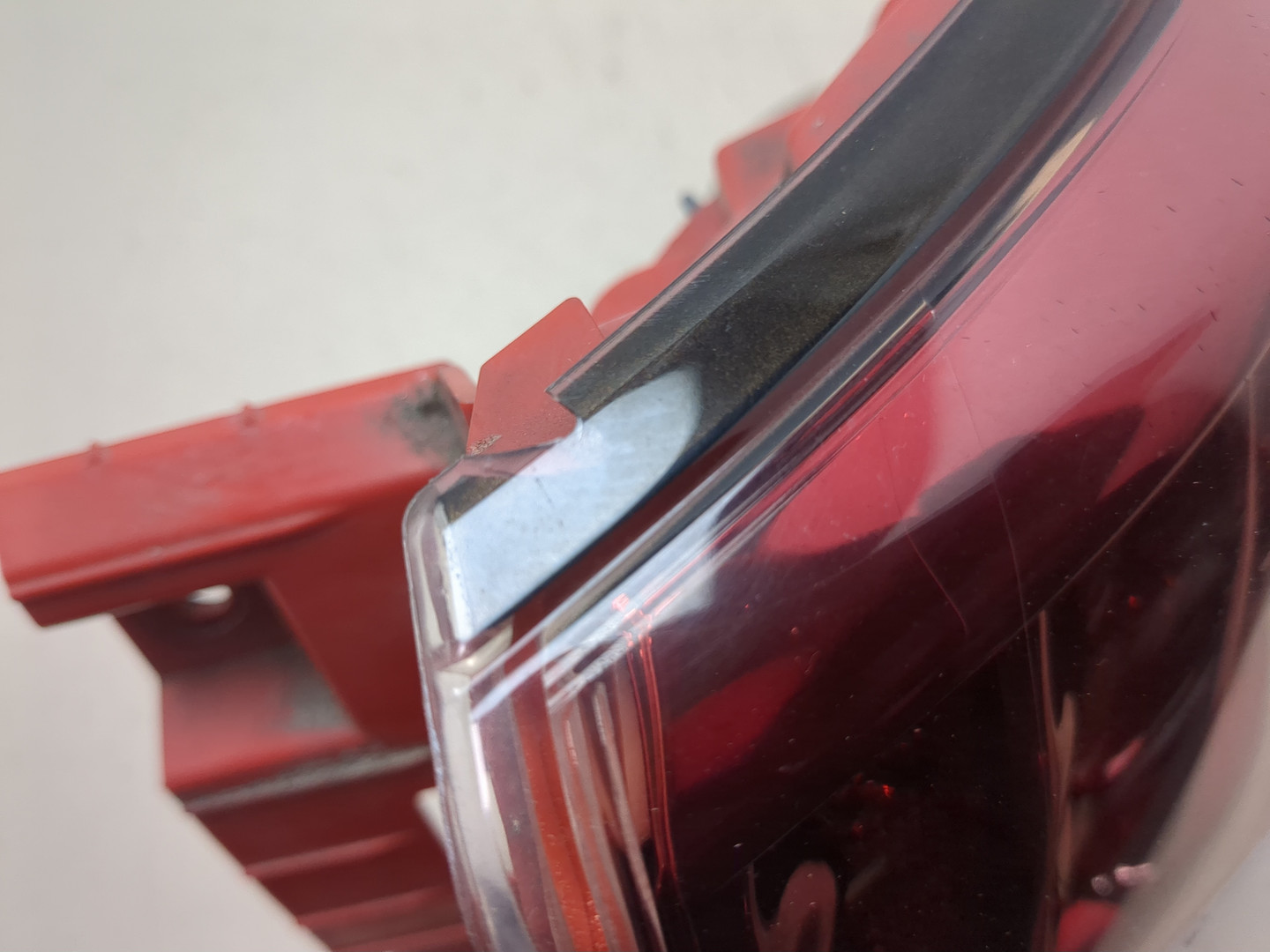 Фонарь задний правый