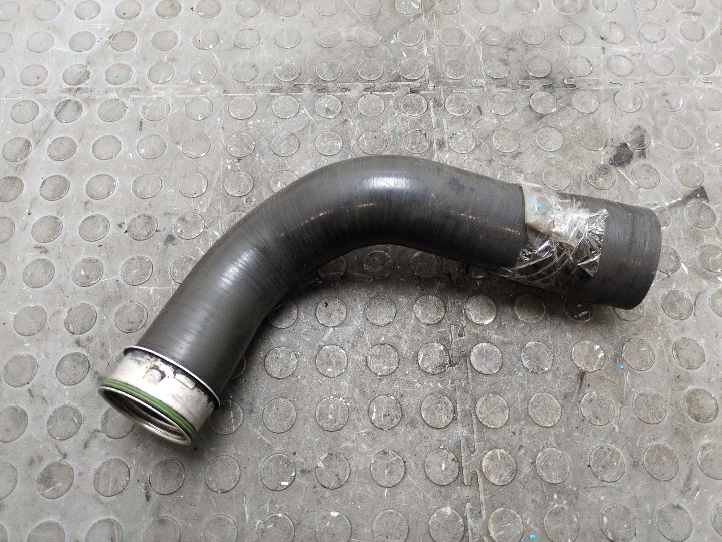 Патрубок интеркулера