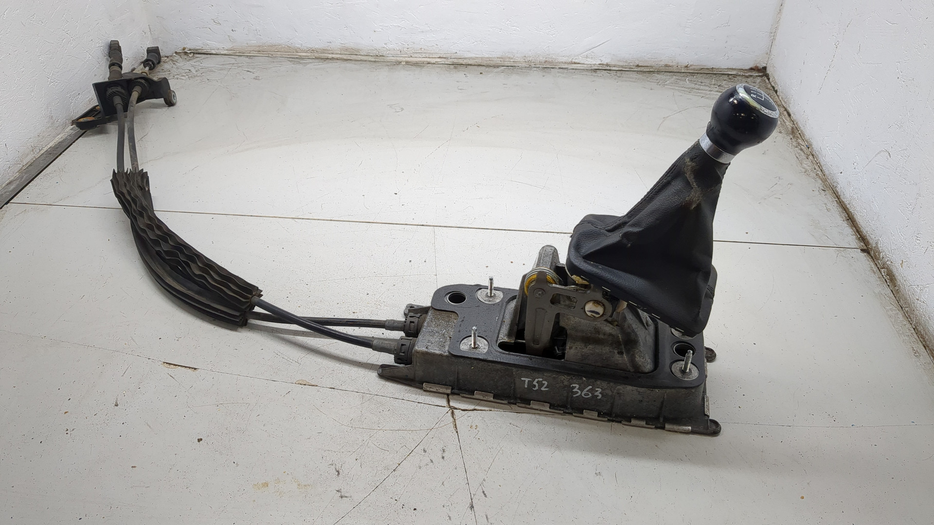 Кулиса МКПП / АКПП