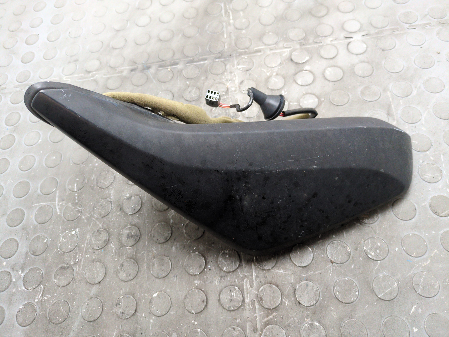 Зеркало правое электрическое