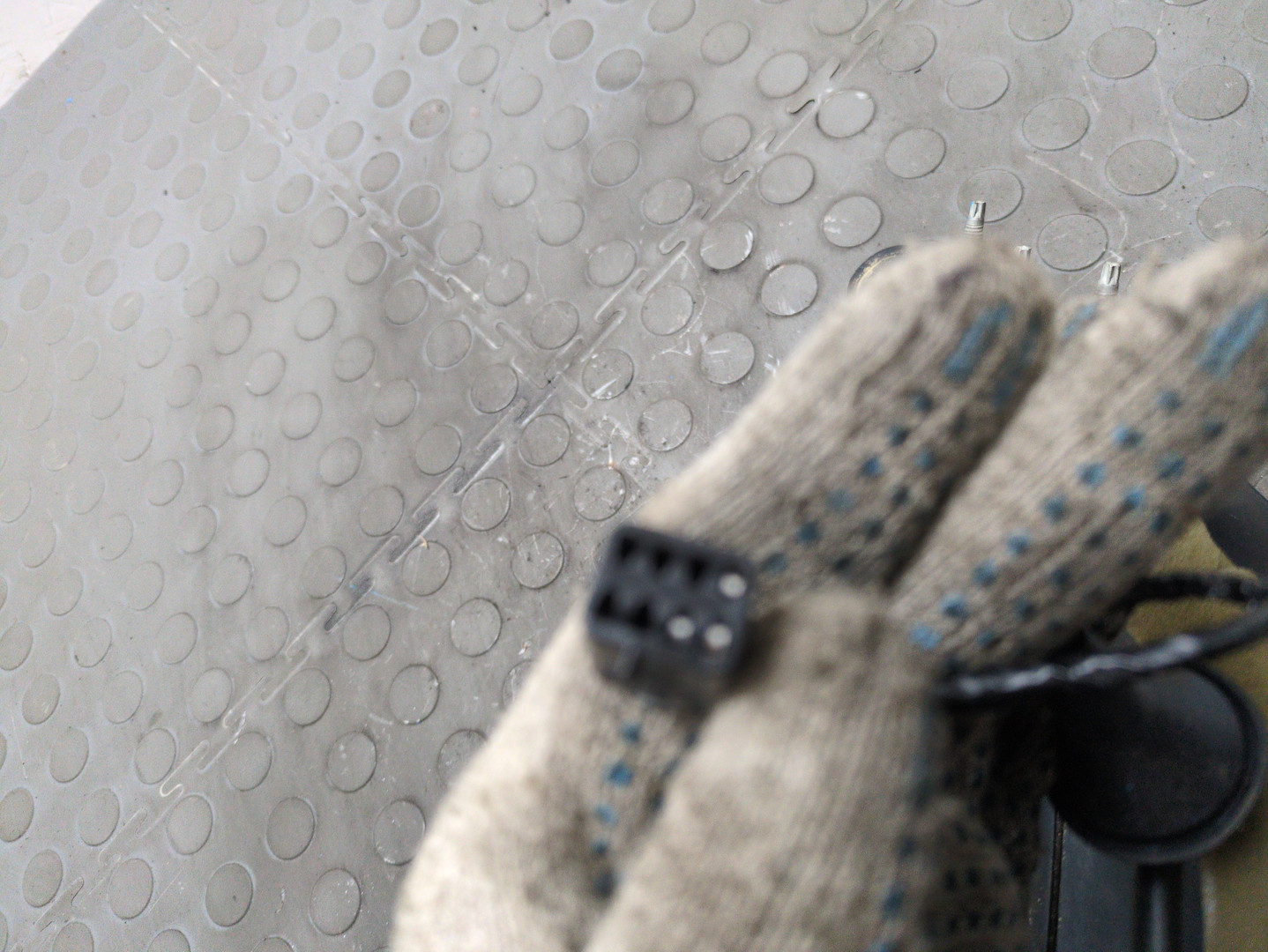 Зеркало правое электрическое