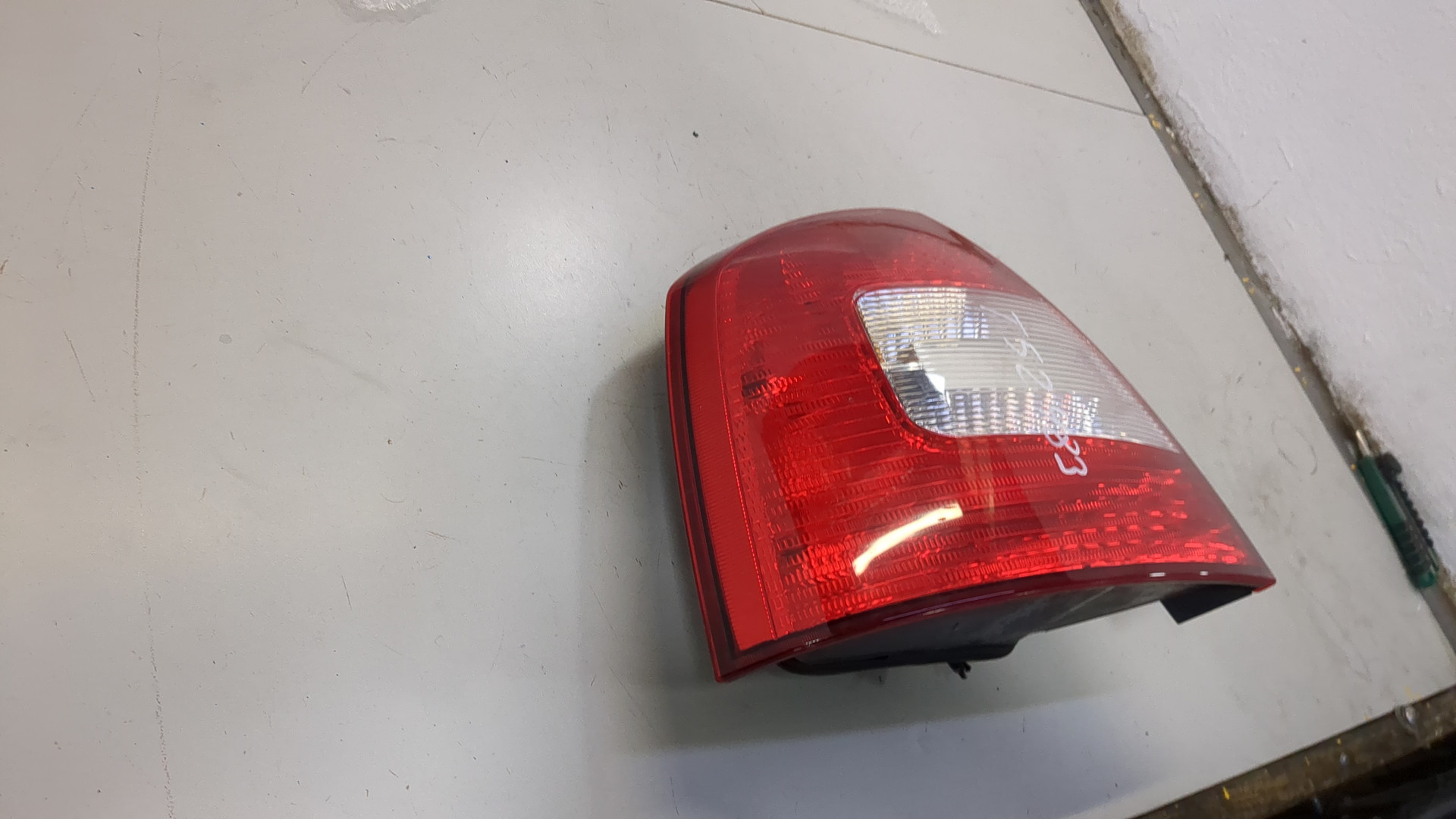 Фонарь задний левый