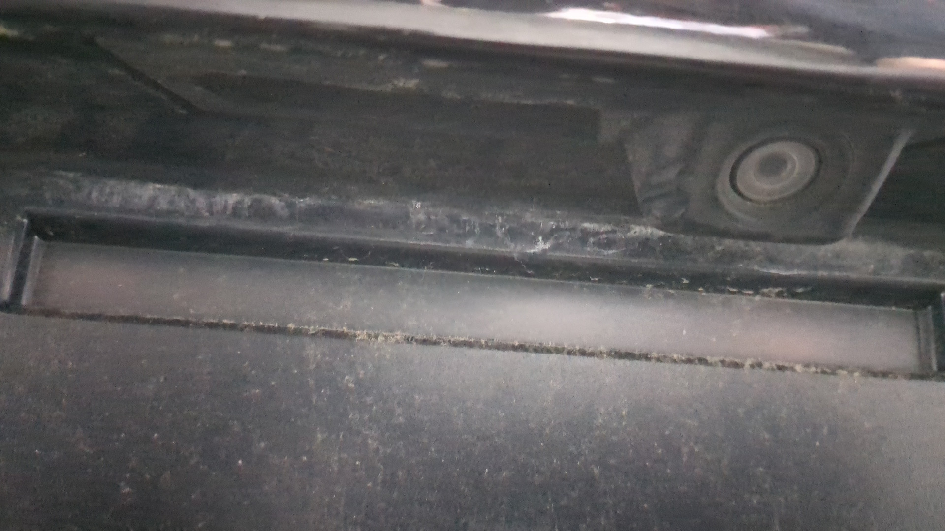 Дверь багажника