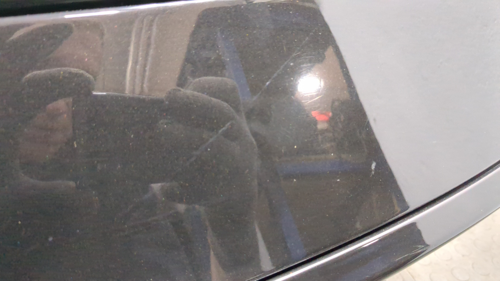 Дверь багажника