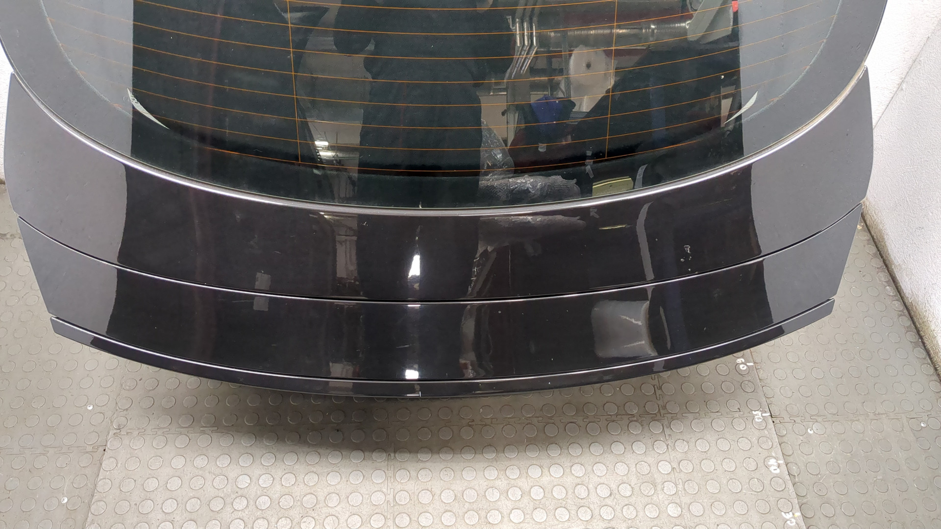 Дверь багажника