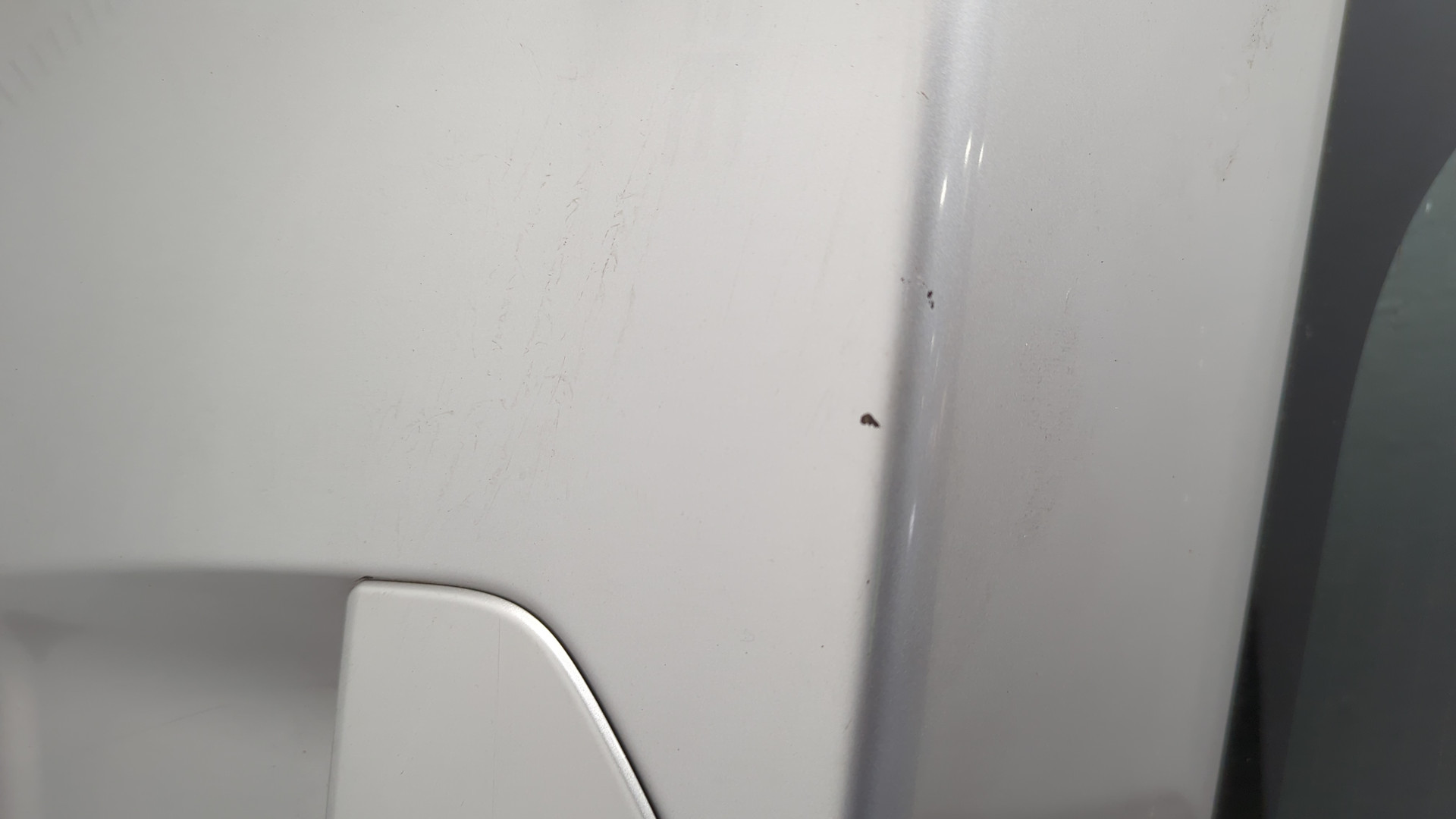 Дверь багажника