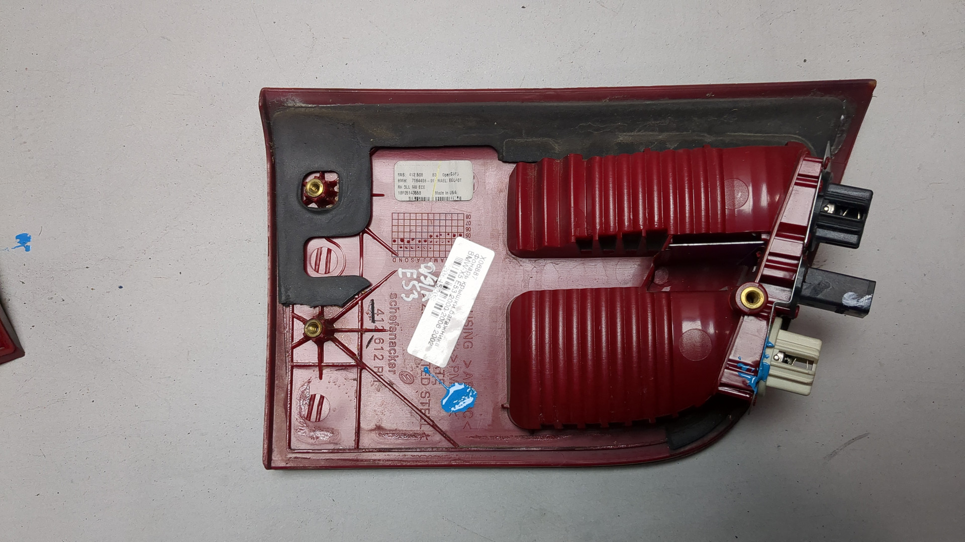 Фонарь задний внутренний правый