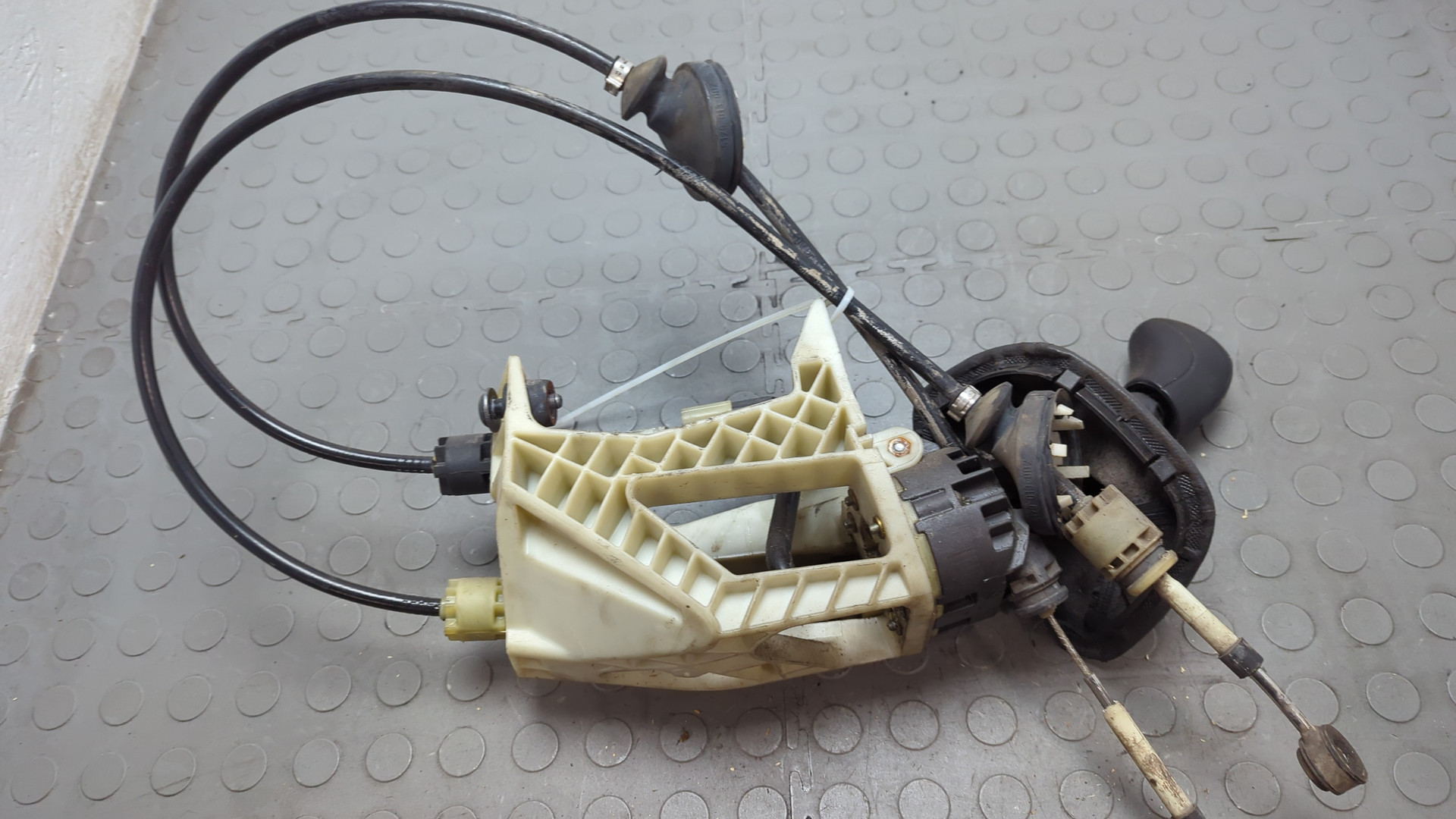 Кулиса МКПП / АКПП