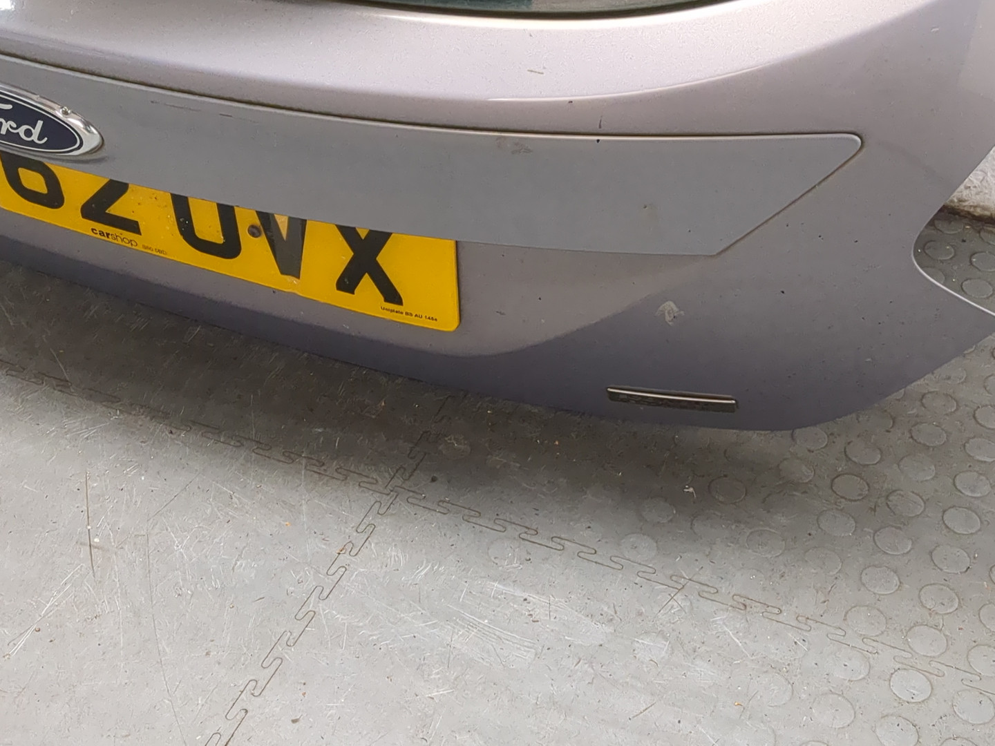 Дверь багажника