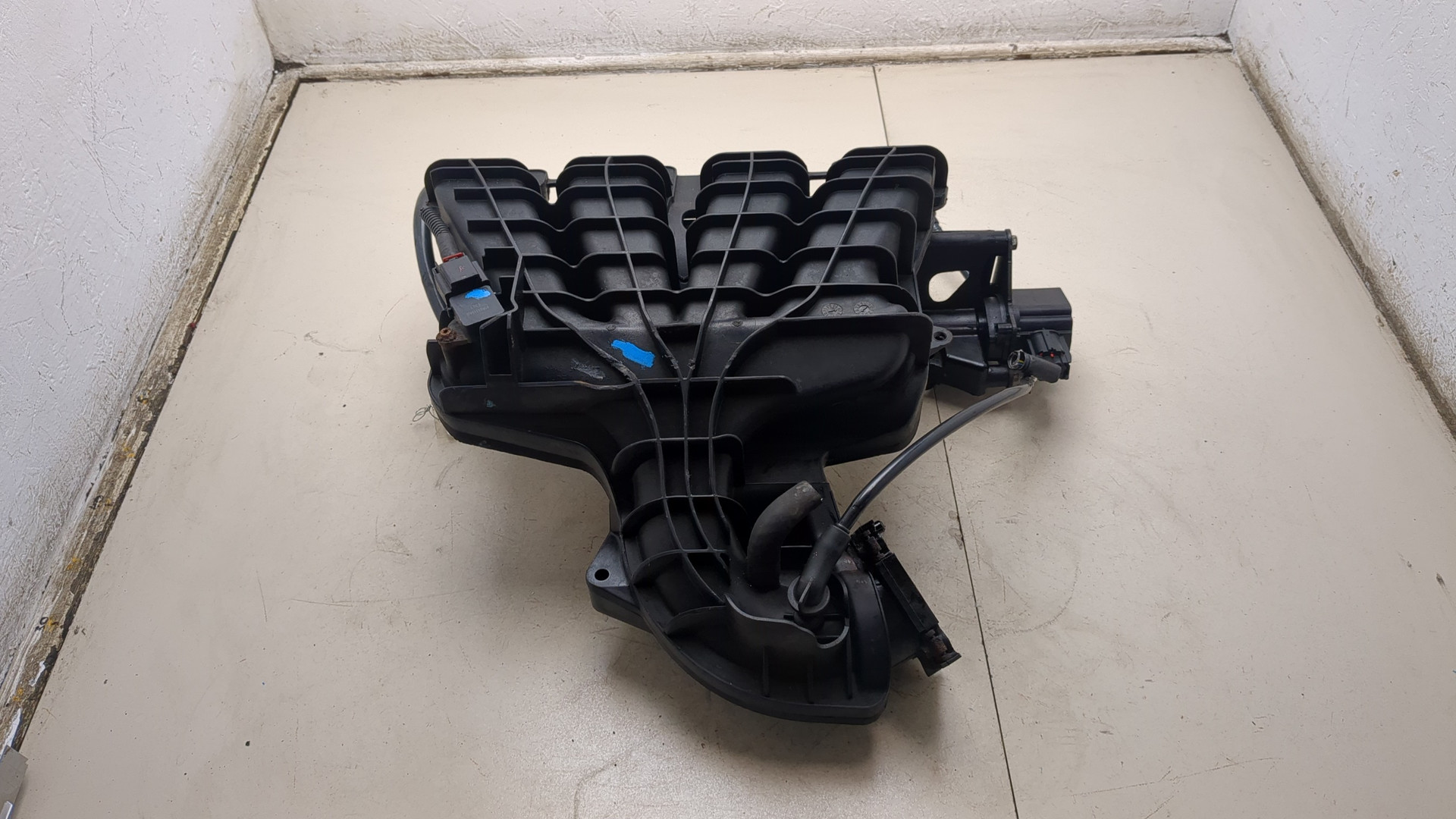 Коллектор впускной