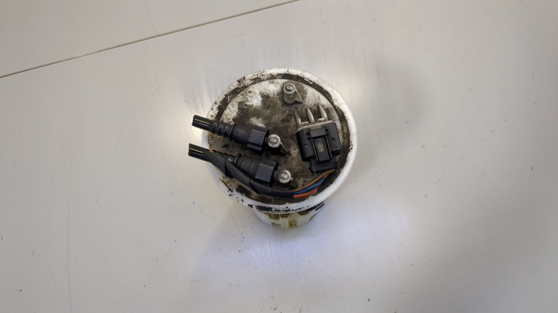 Насос топливный электрический