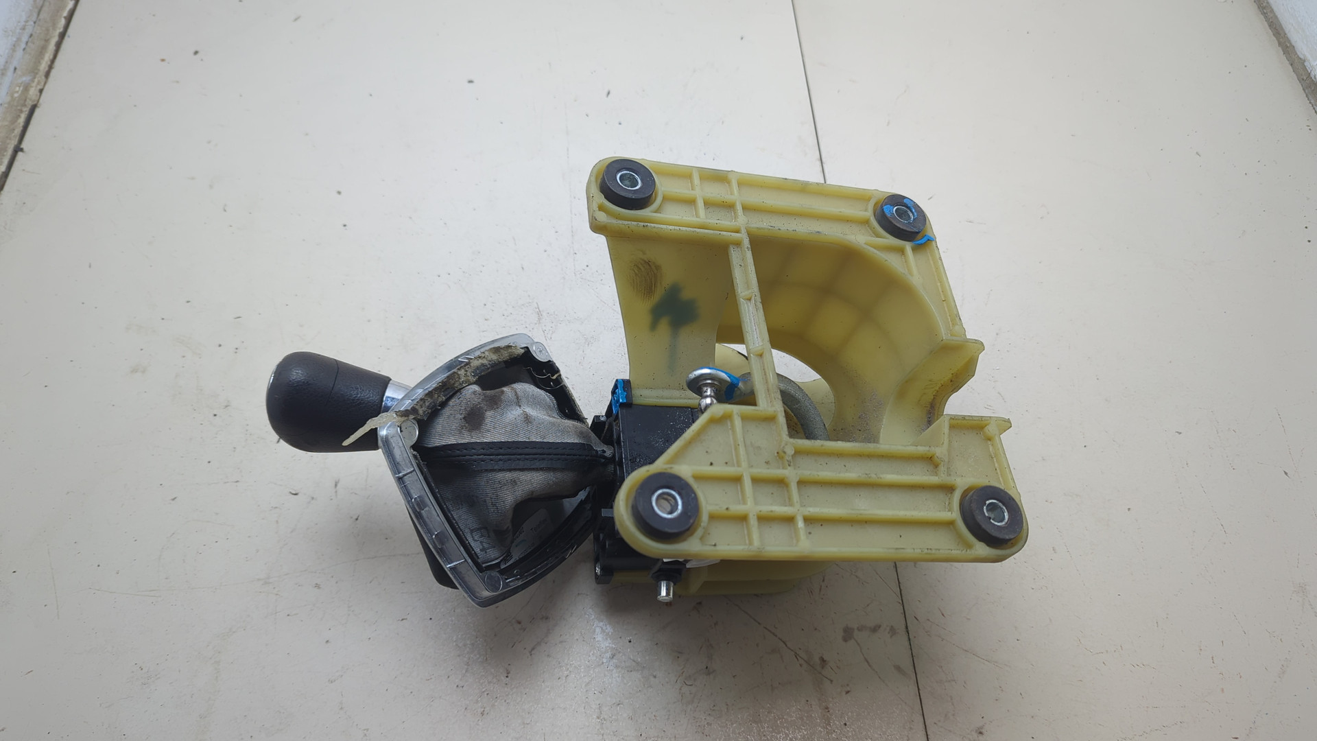 Кулиса МКПП / АКПП