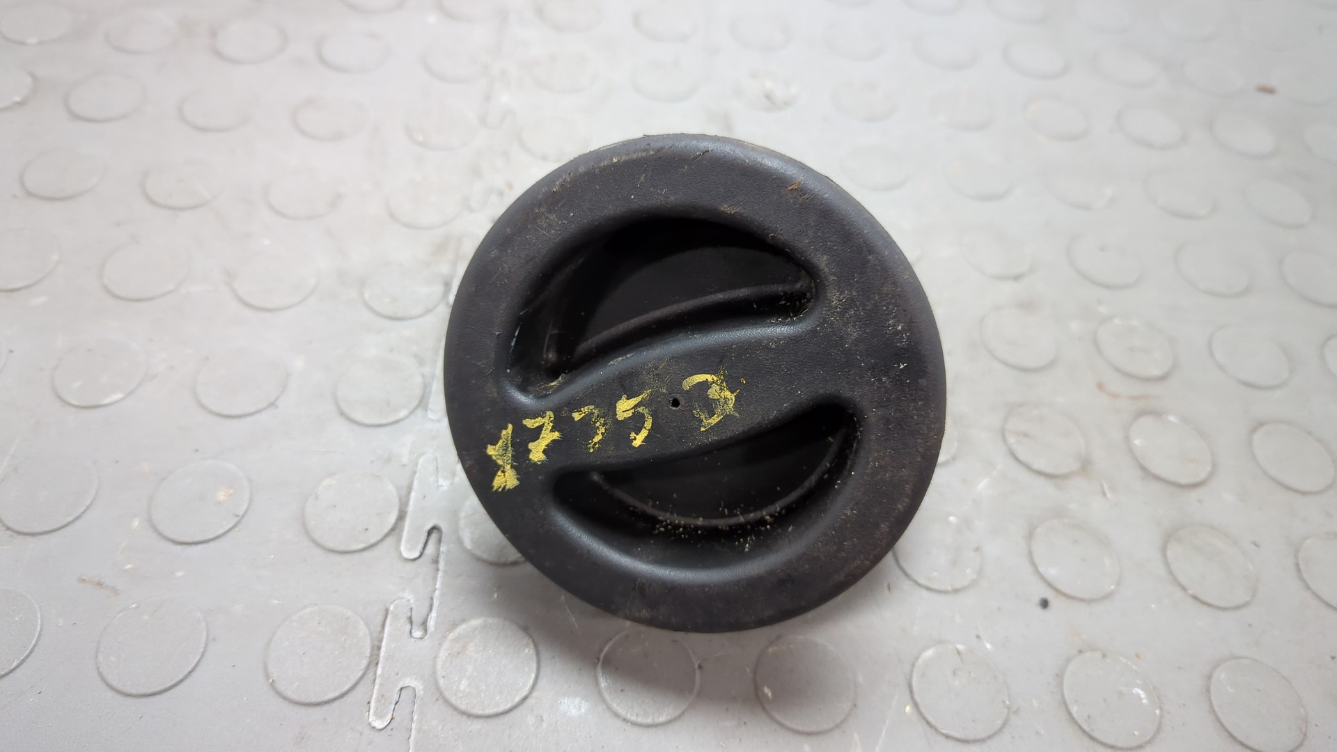 Кронштейн (сопут. товар)