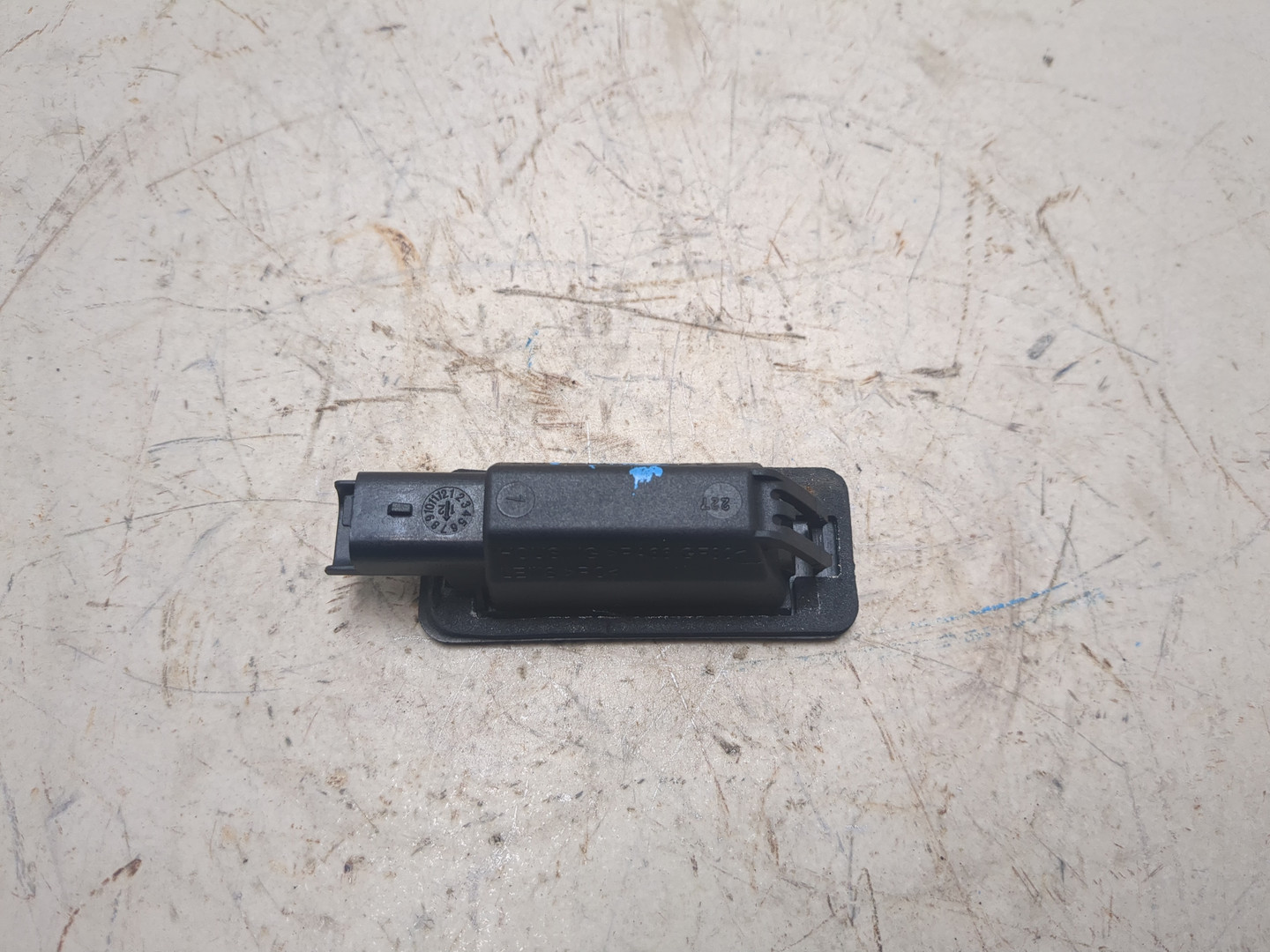 Фонарь подсветки номера