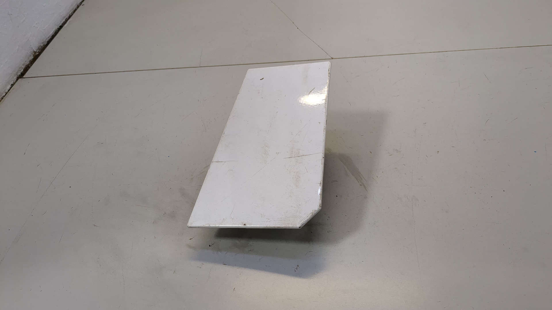 Лючок бензобака