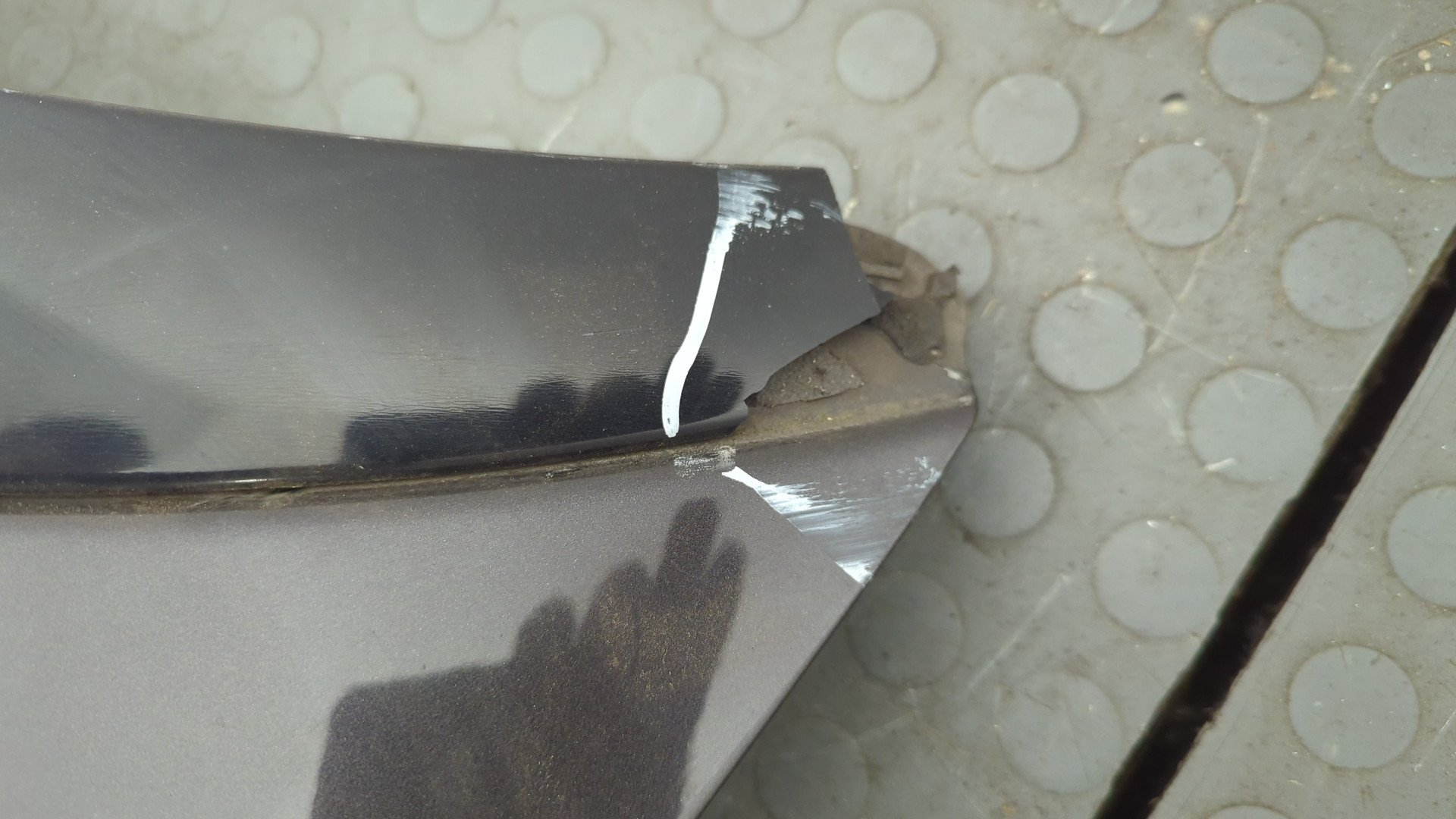 Дверь багажника