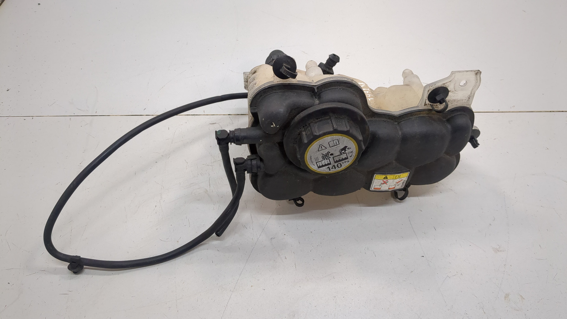 Бачок расширительный