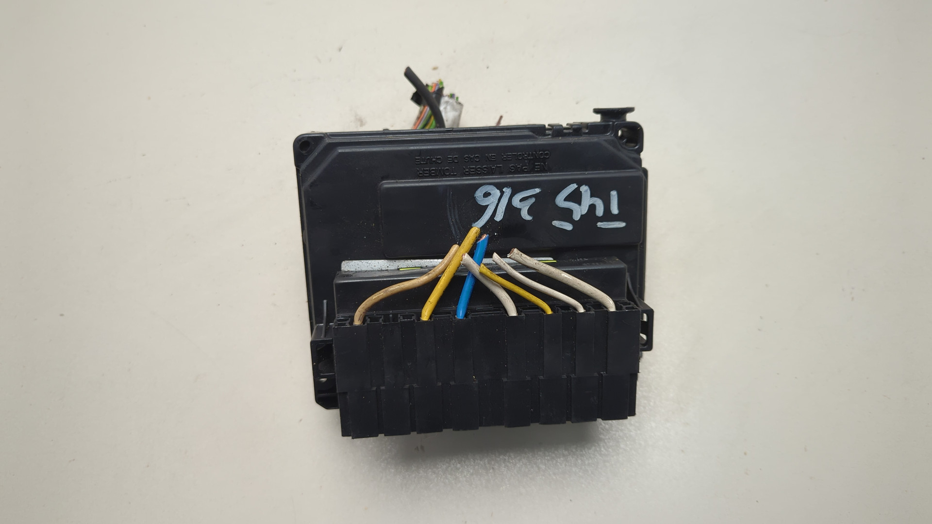 Блок предохранителей