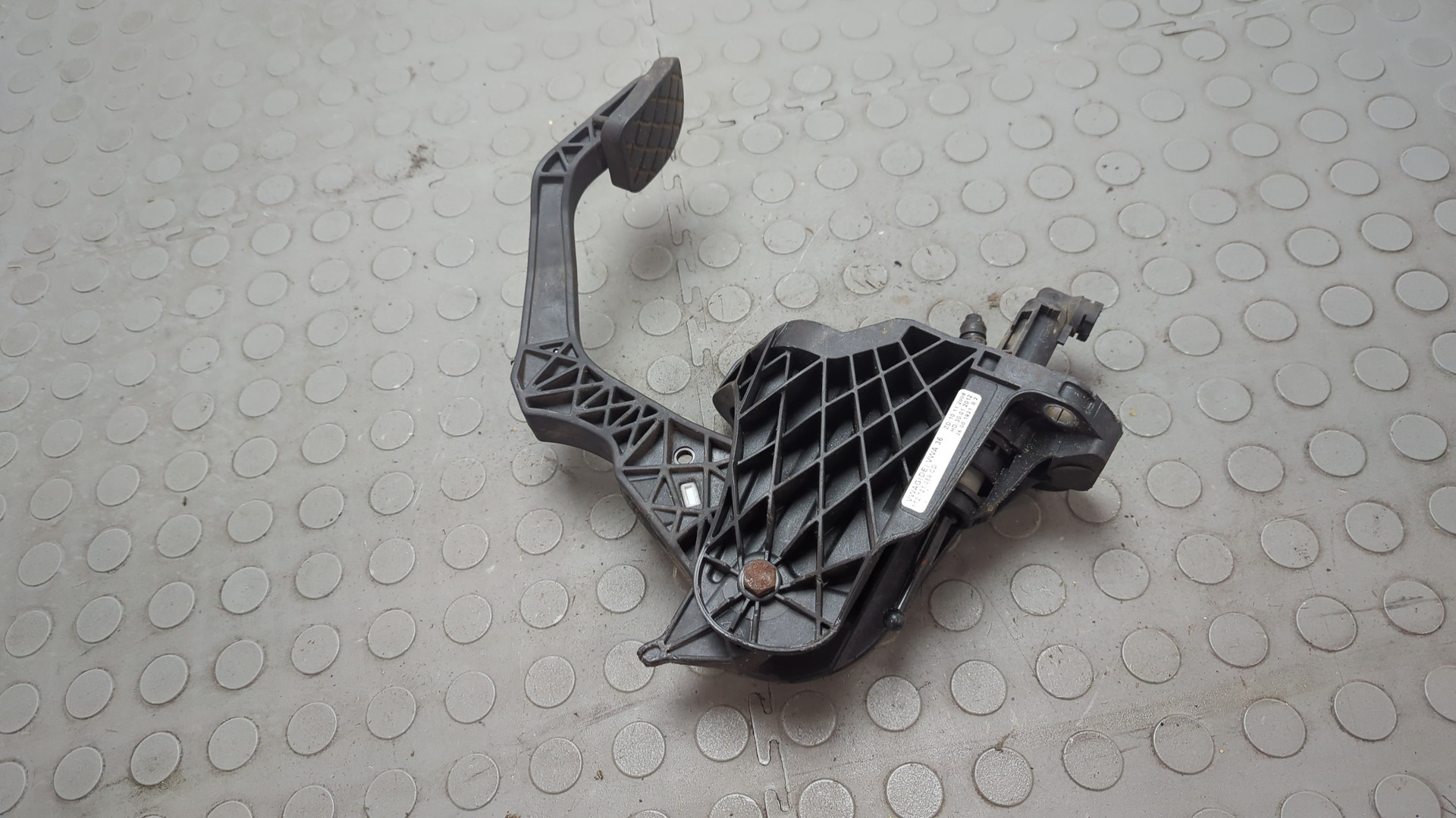 Педаль сцепления