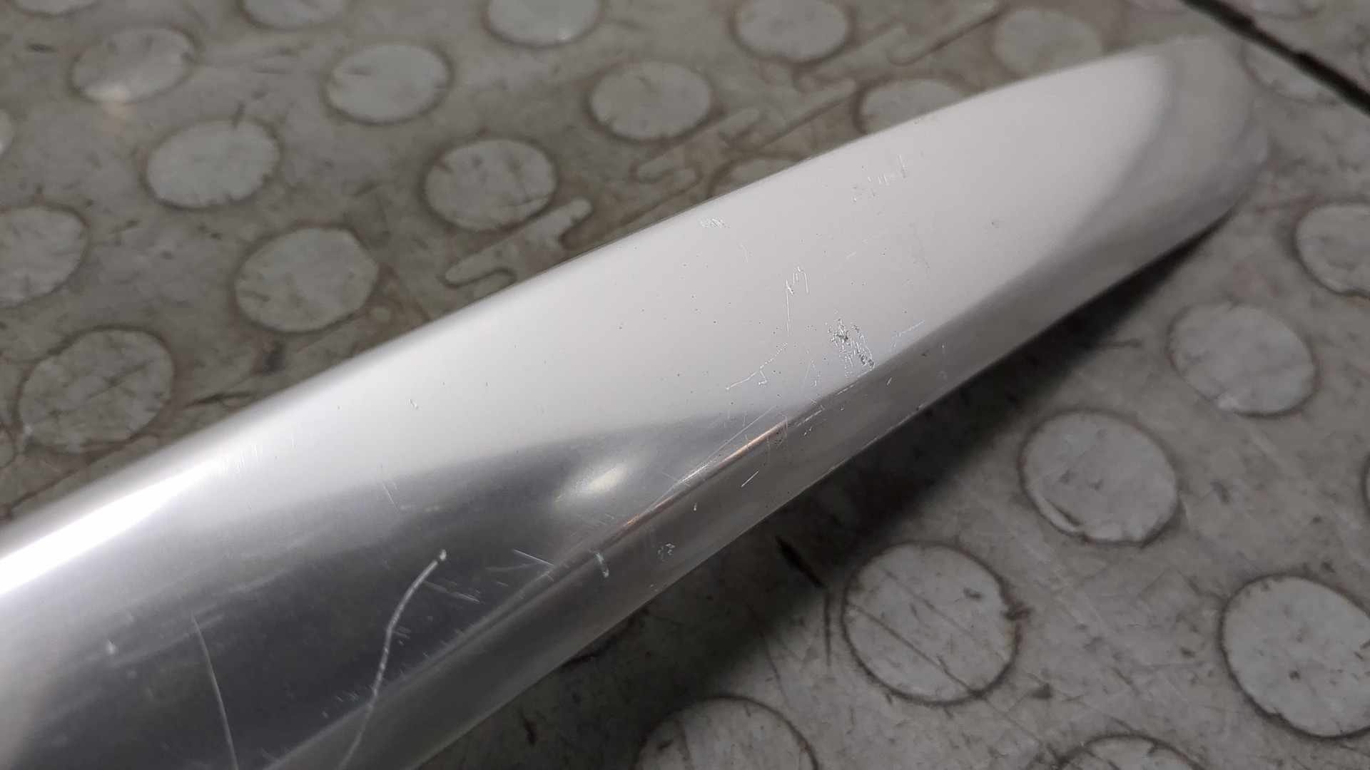 Рейлинг (релинг) левый (планка на крышу)