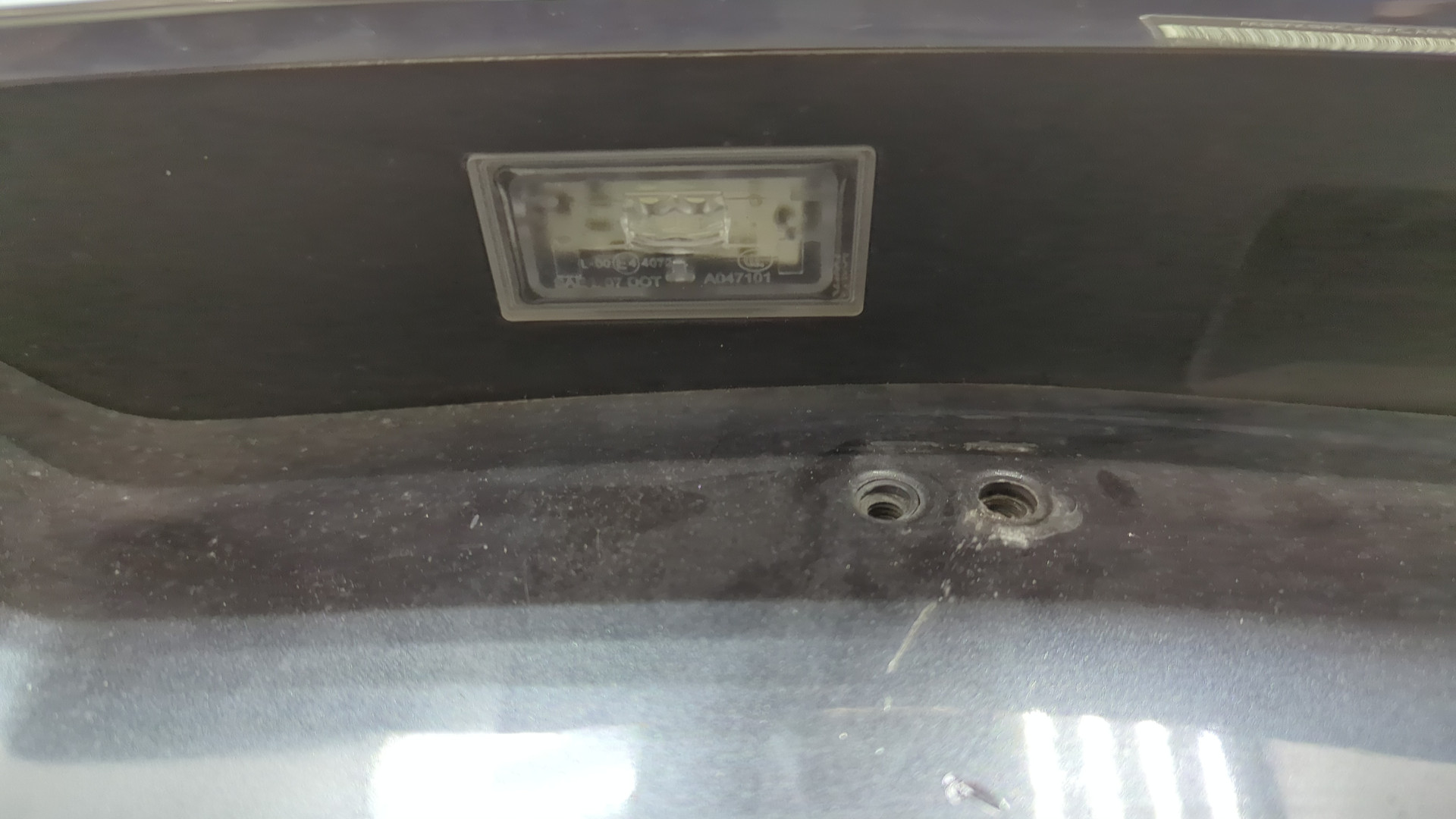 Дверь багажника