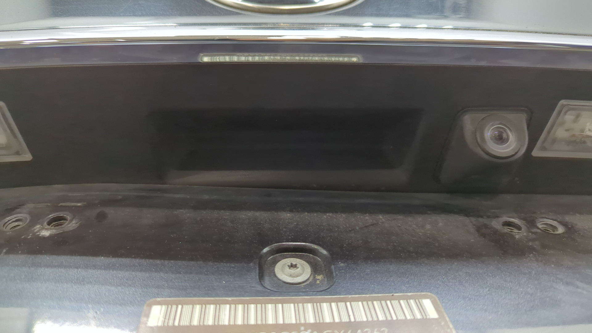 Дверь багажника