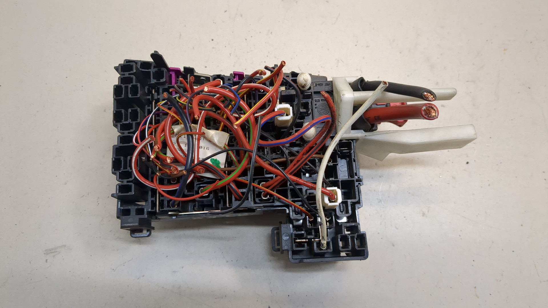 Блок предохранителей