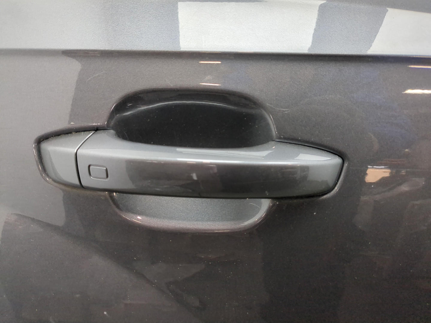 Дверь задняя правая