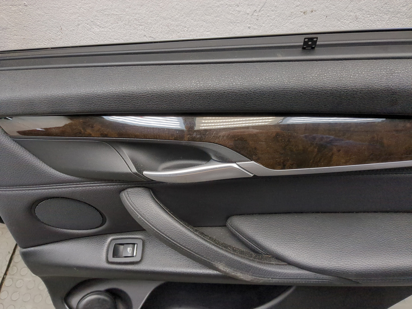 Дверь задняя правая