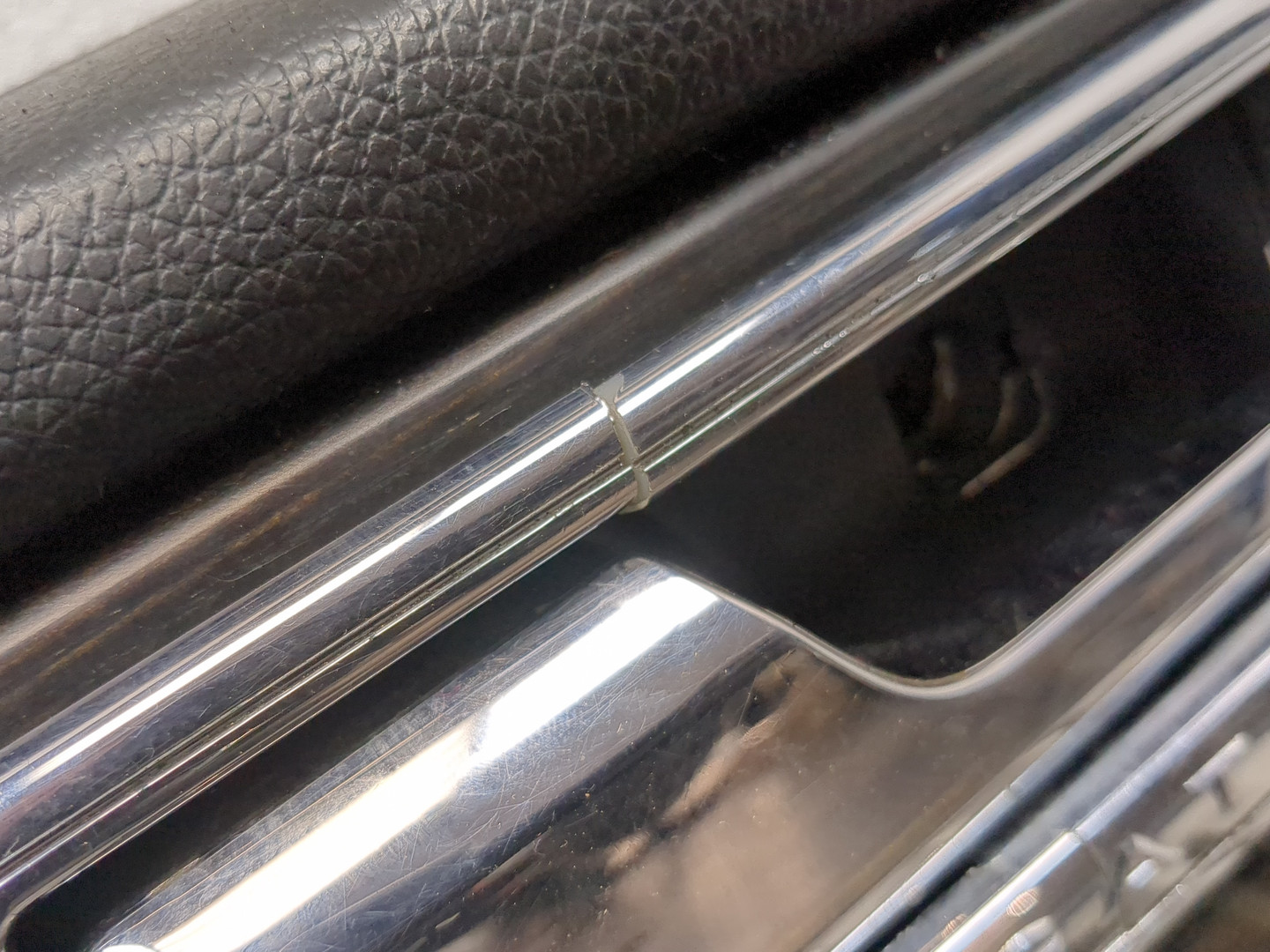 Дверь передняя левая