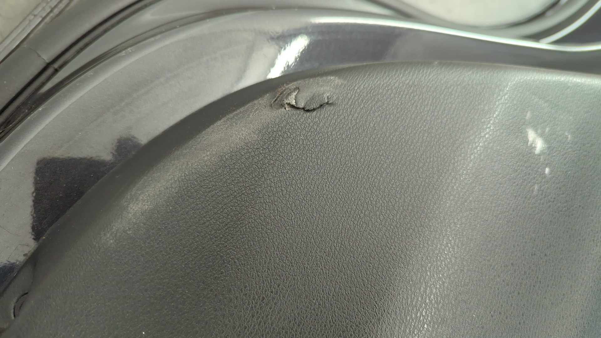 Дверь задняя левая