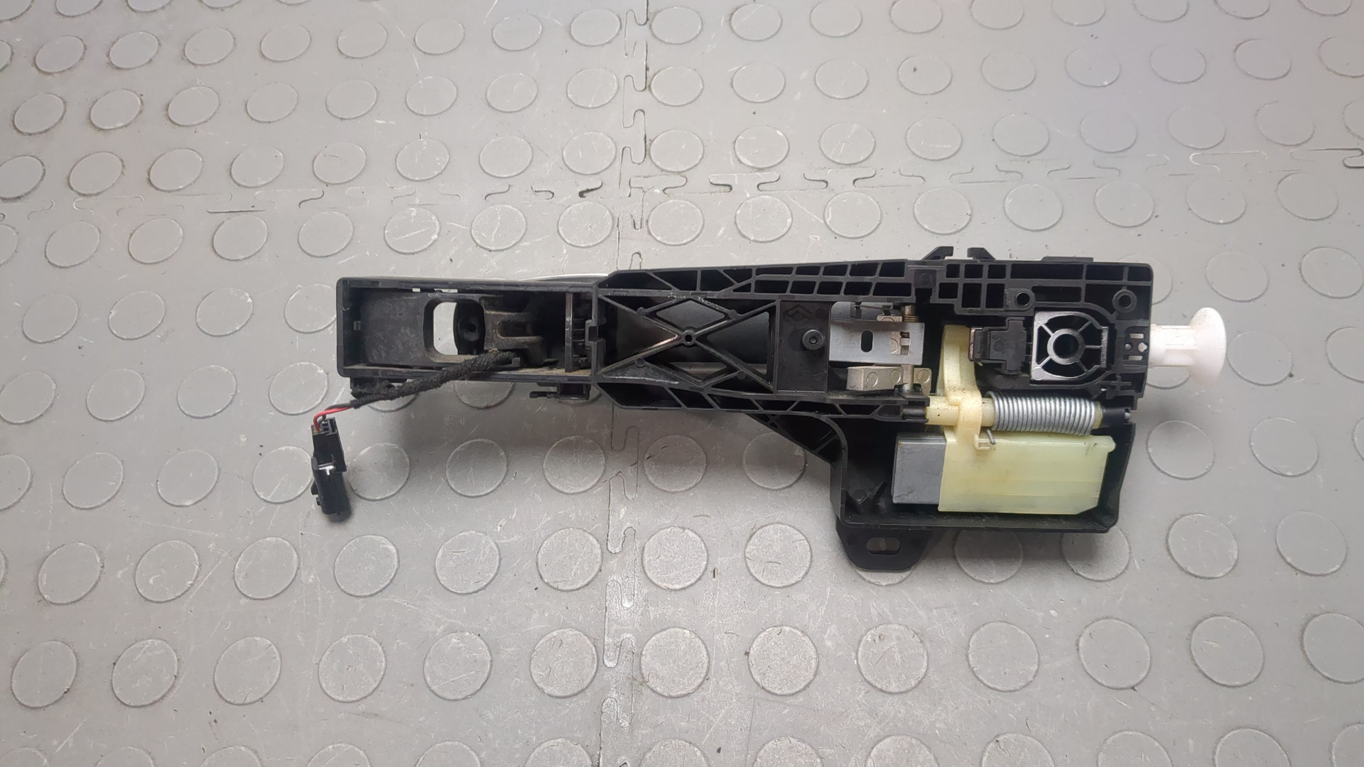 Ручка двери наружная