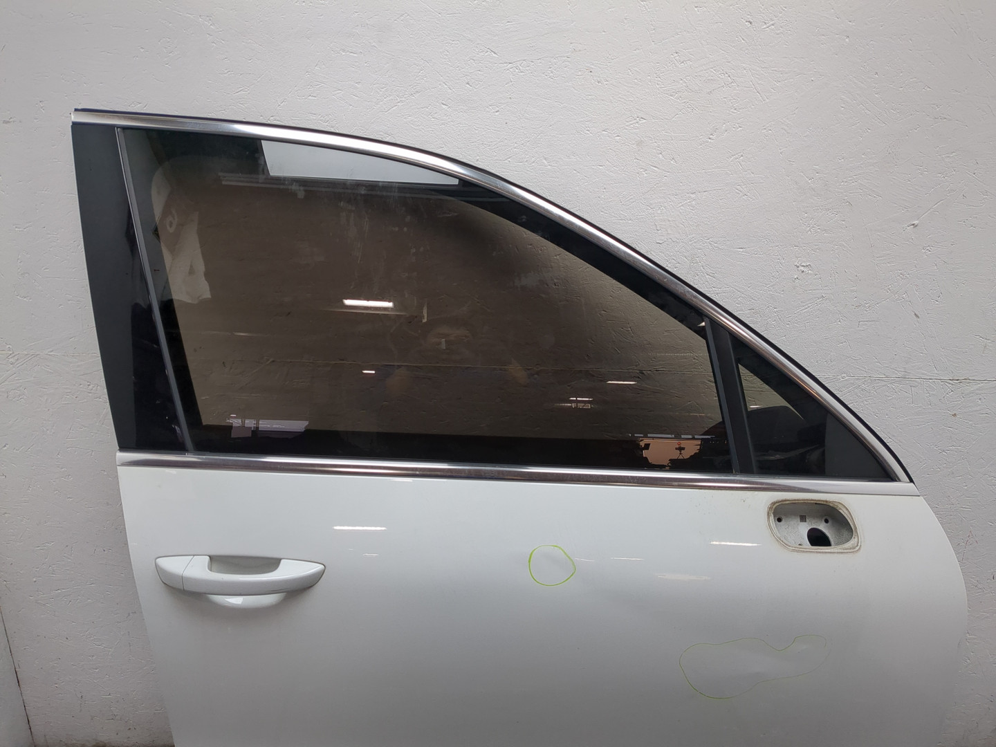 Дверь передняя правая