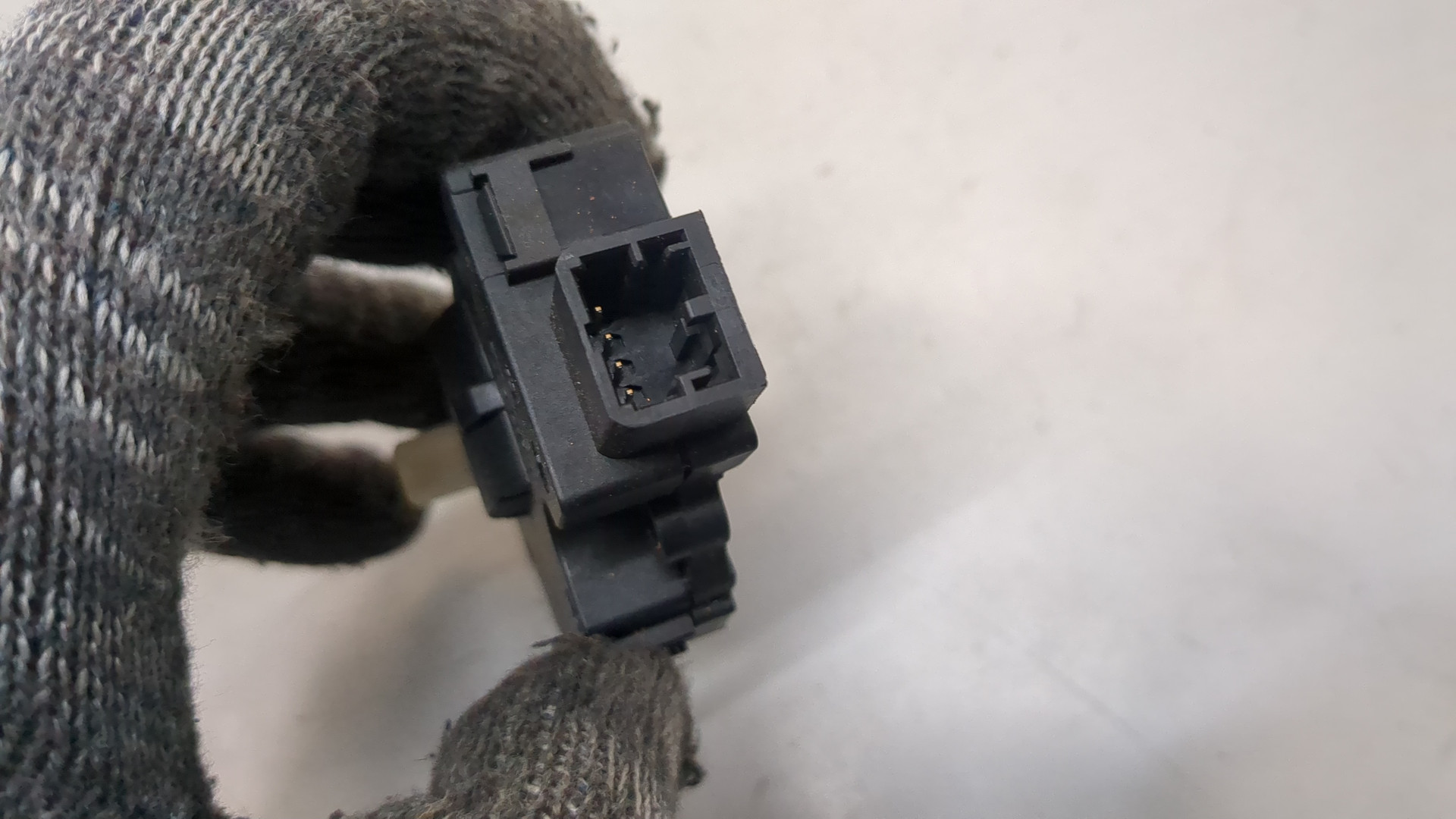 Моторчик заслонки печки