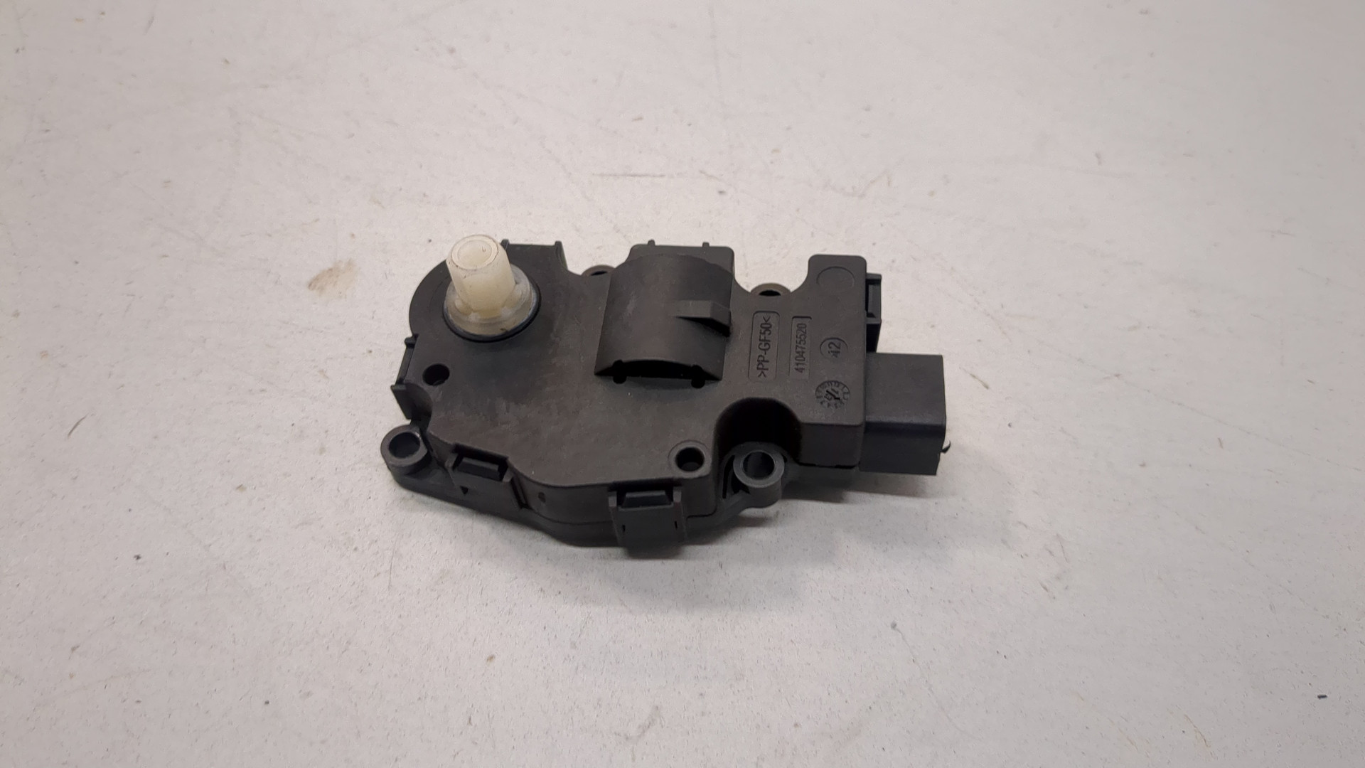 Моторчик заслонки печки