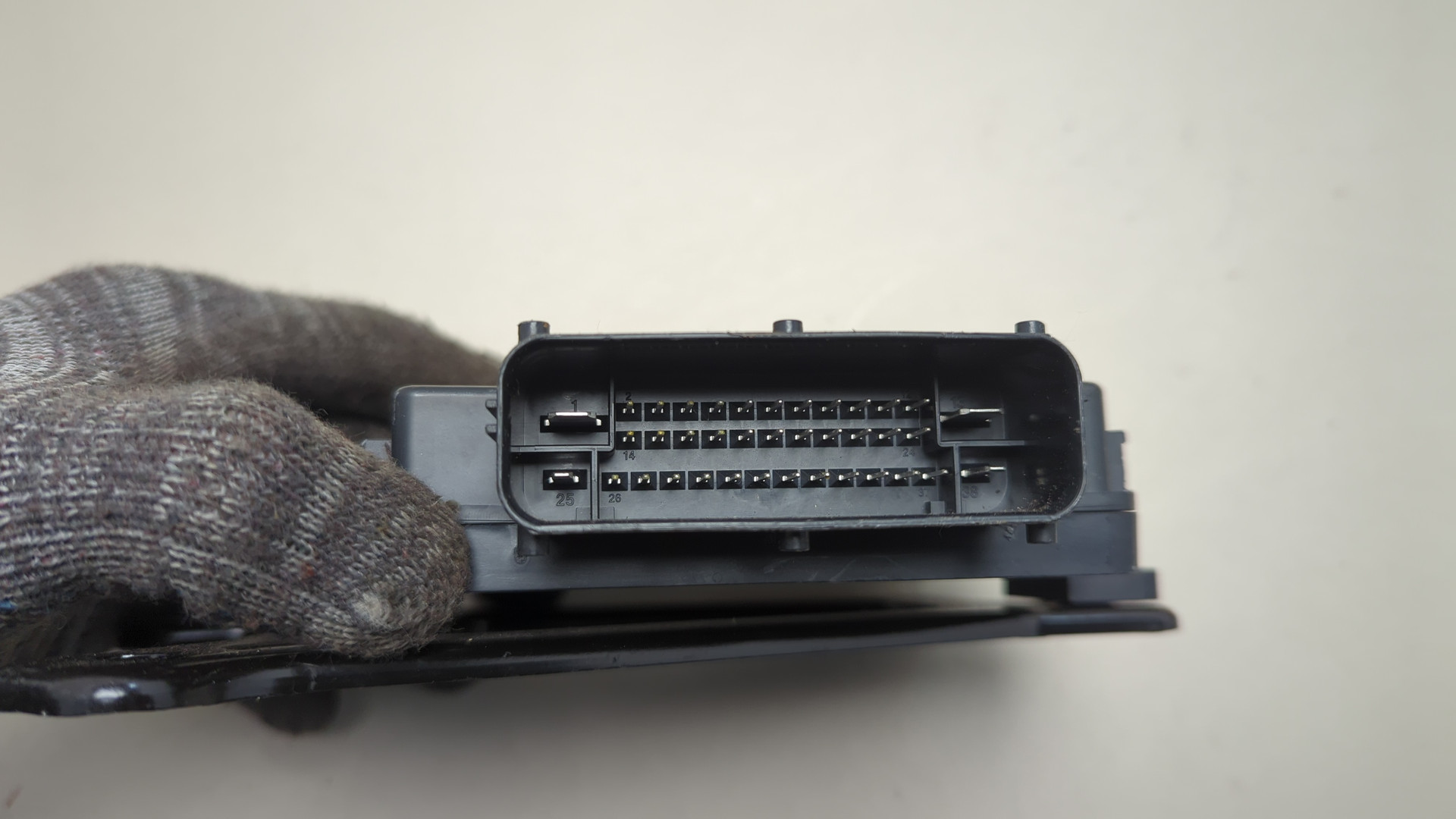 Блок управления подвеской