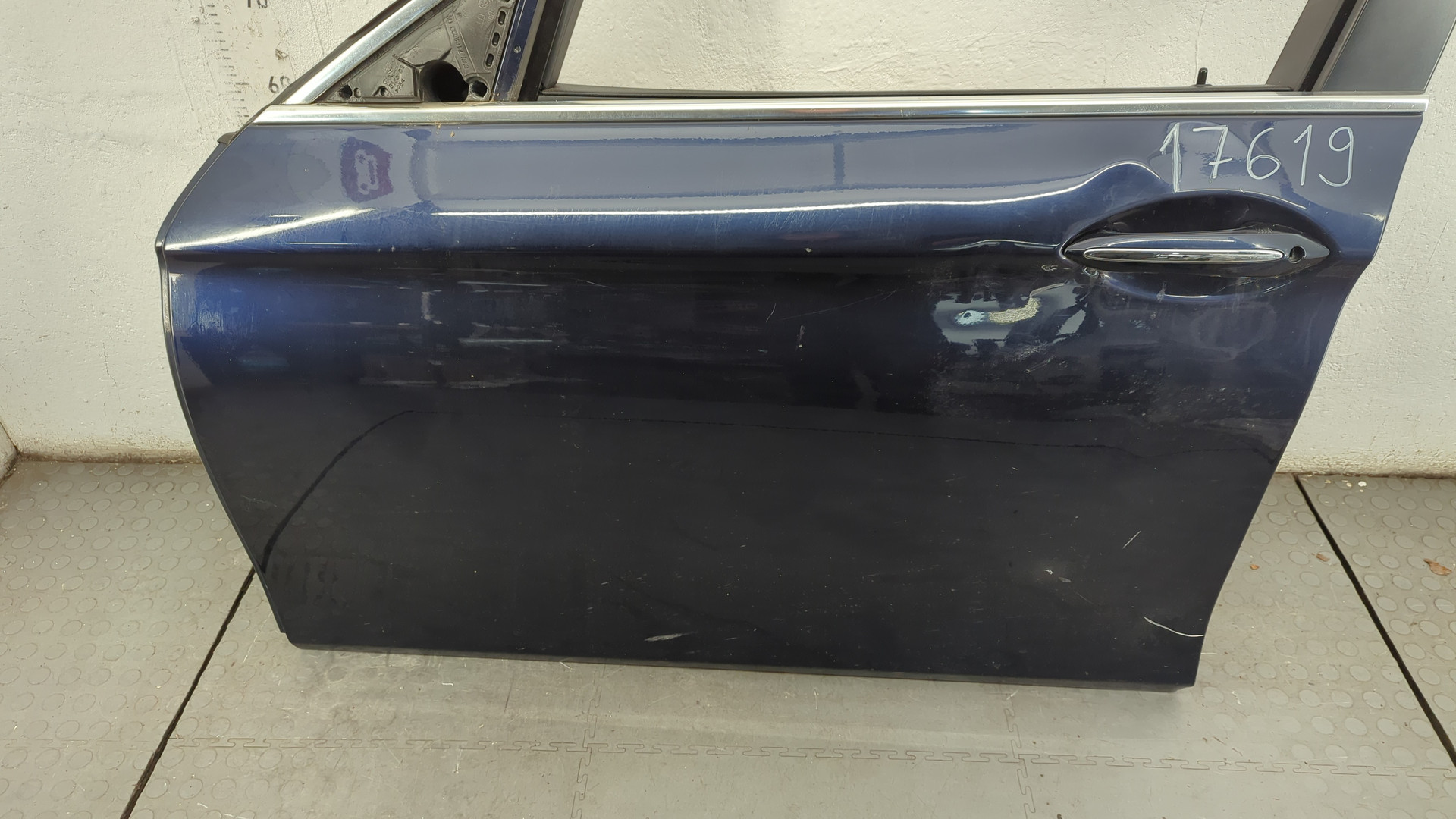 Дверь передняя левая