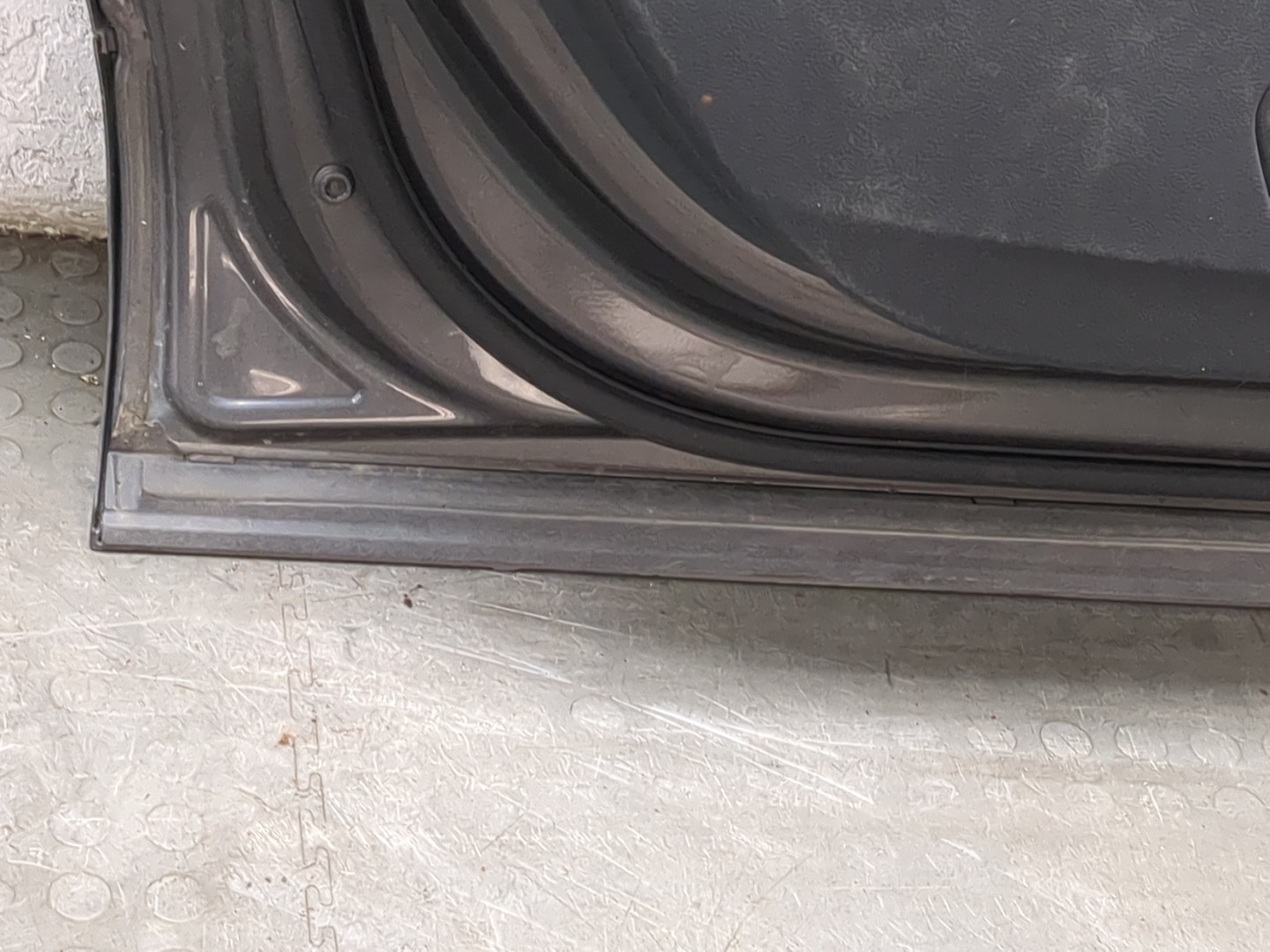 Дверь задняя левая