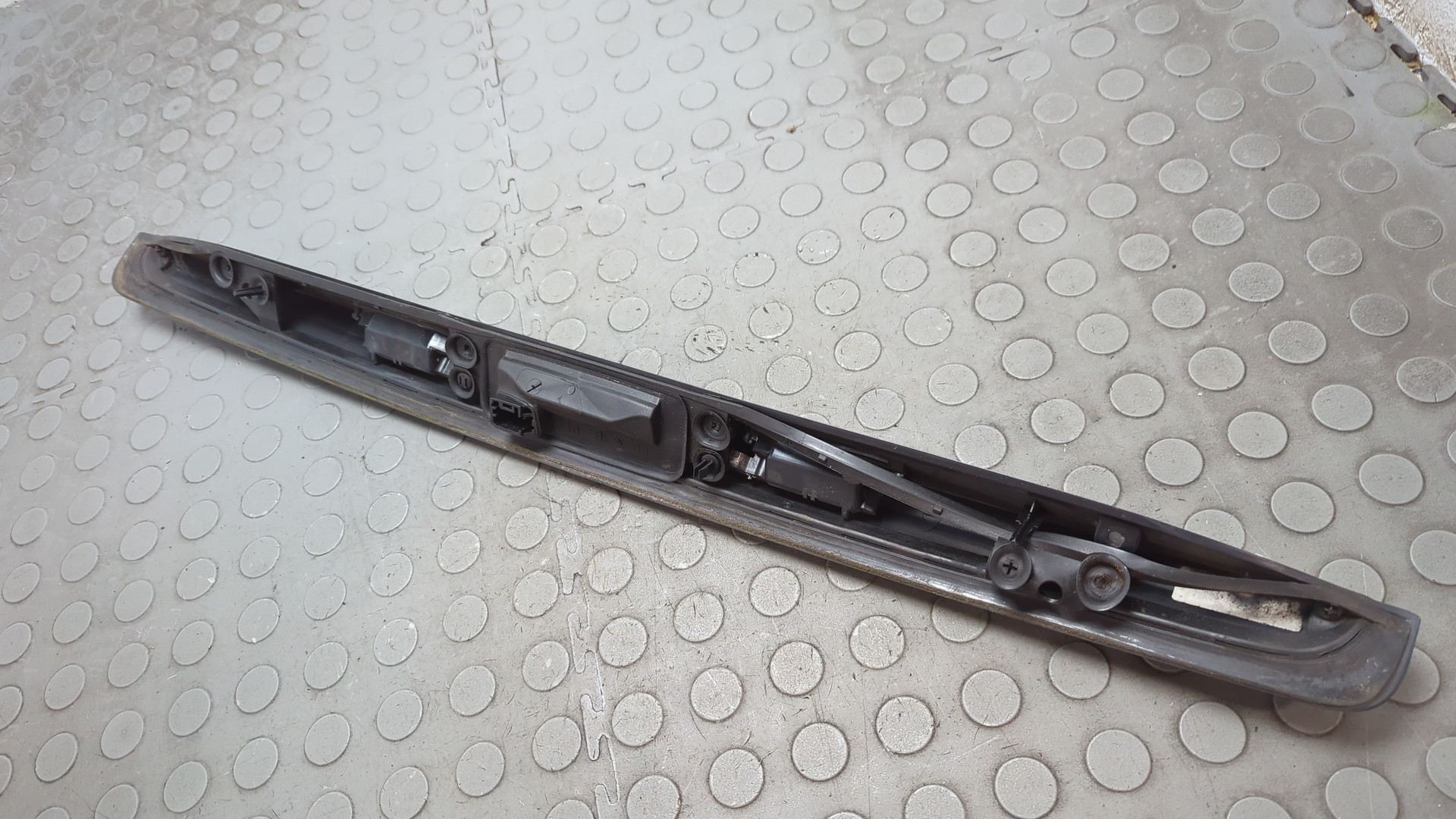 Фонарь подсветки номера