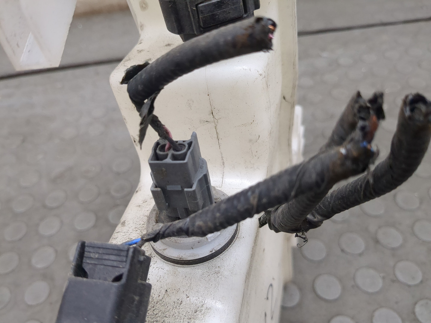 Бачок омывателя лобового стекла