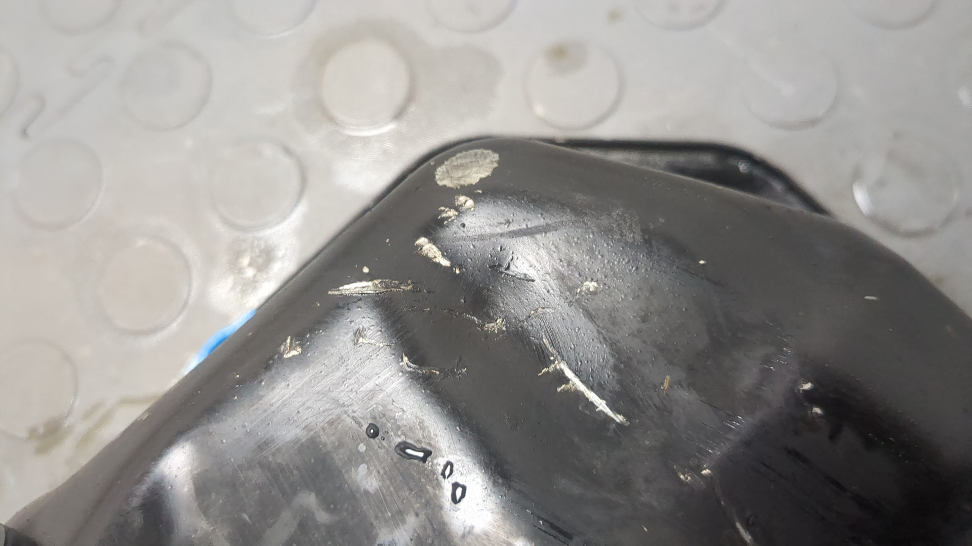 Поддон масляный двигателя (картер)